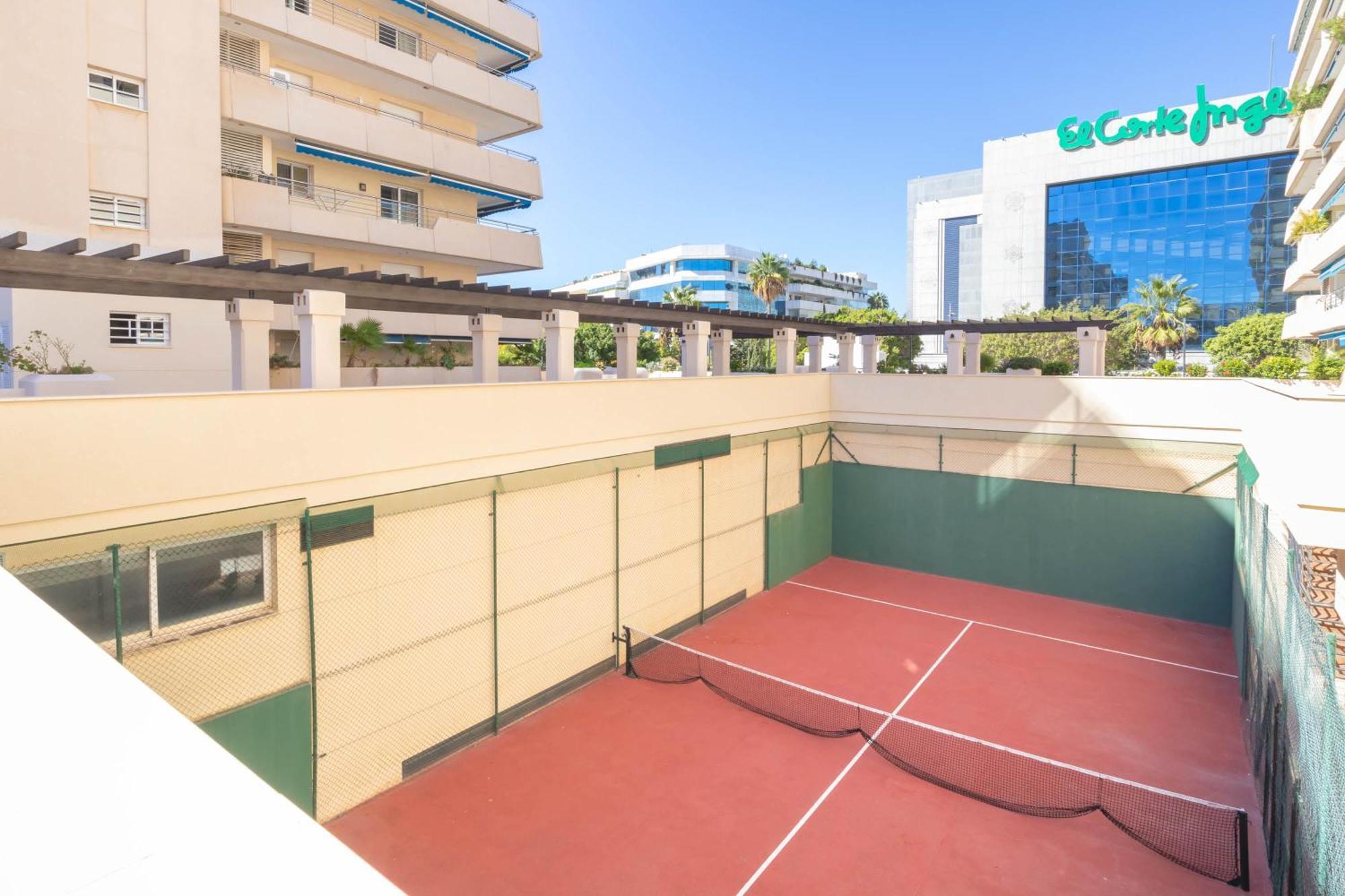Apartment Marina Banus Ll