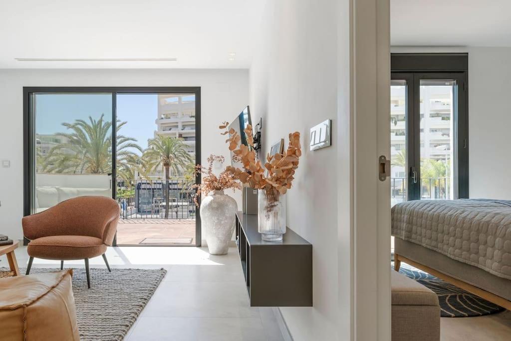 Apartamento Stylish 1 Bedroom In Puerto Banus *