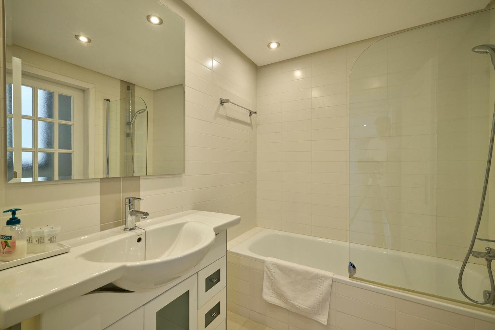 Benabola Puerto Banus By La Maison Apartment Marbella