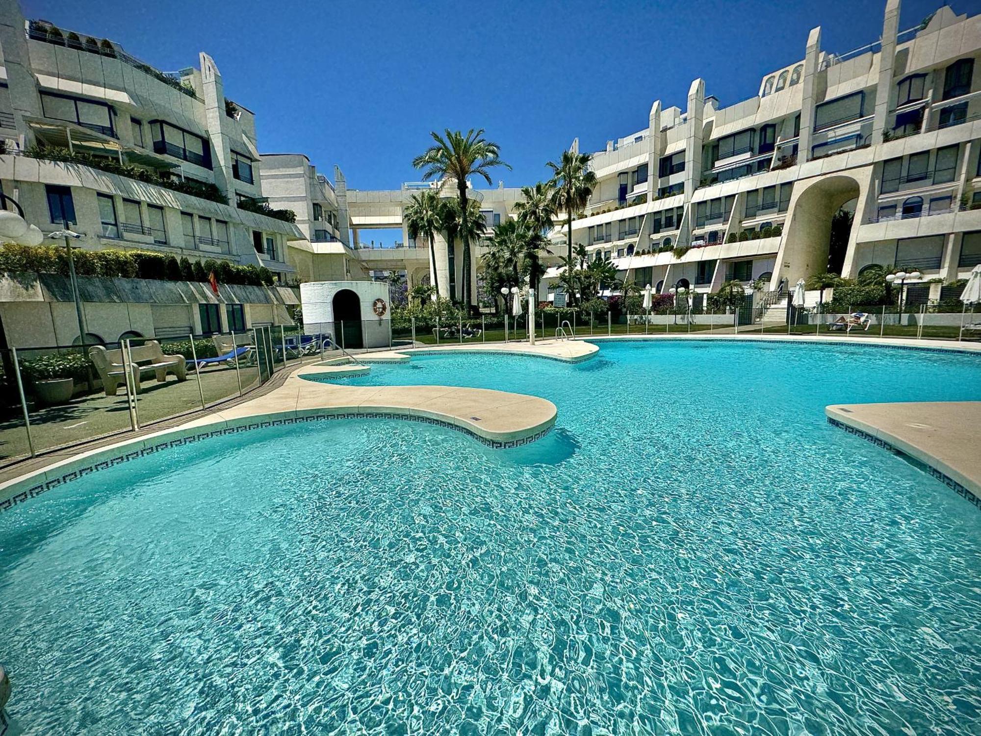 House With Pool By Homing * Marbella
