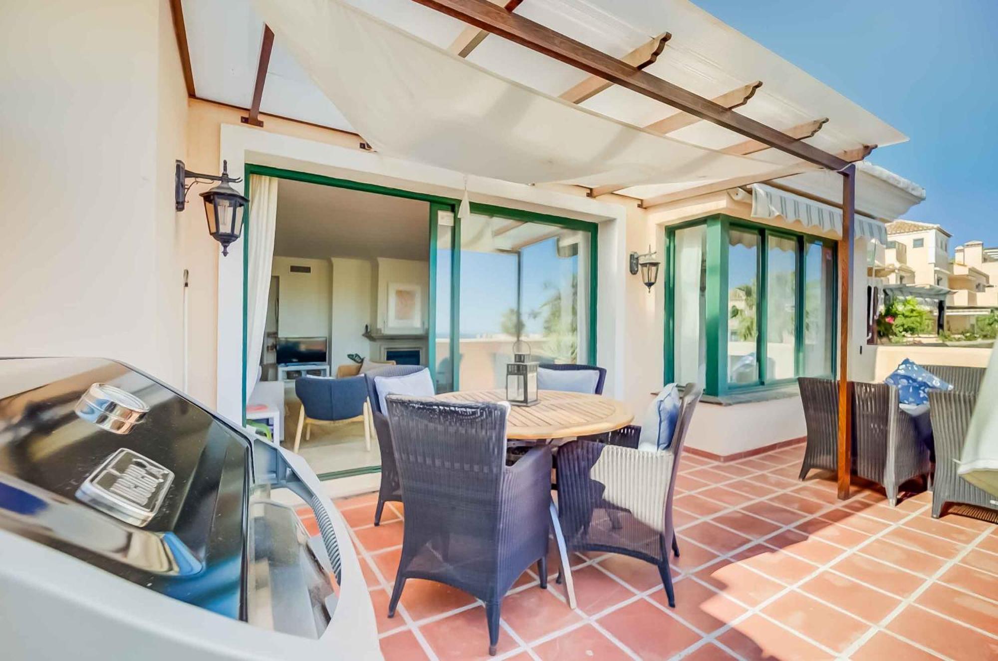 75-apartment With Views In Elviria, Apartamento