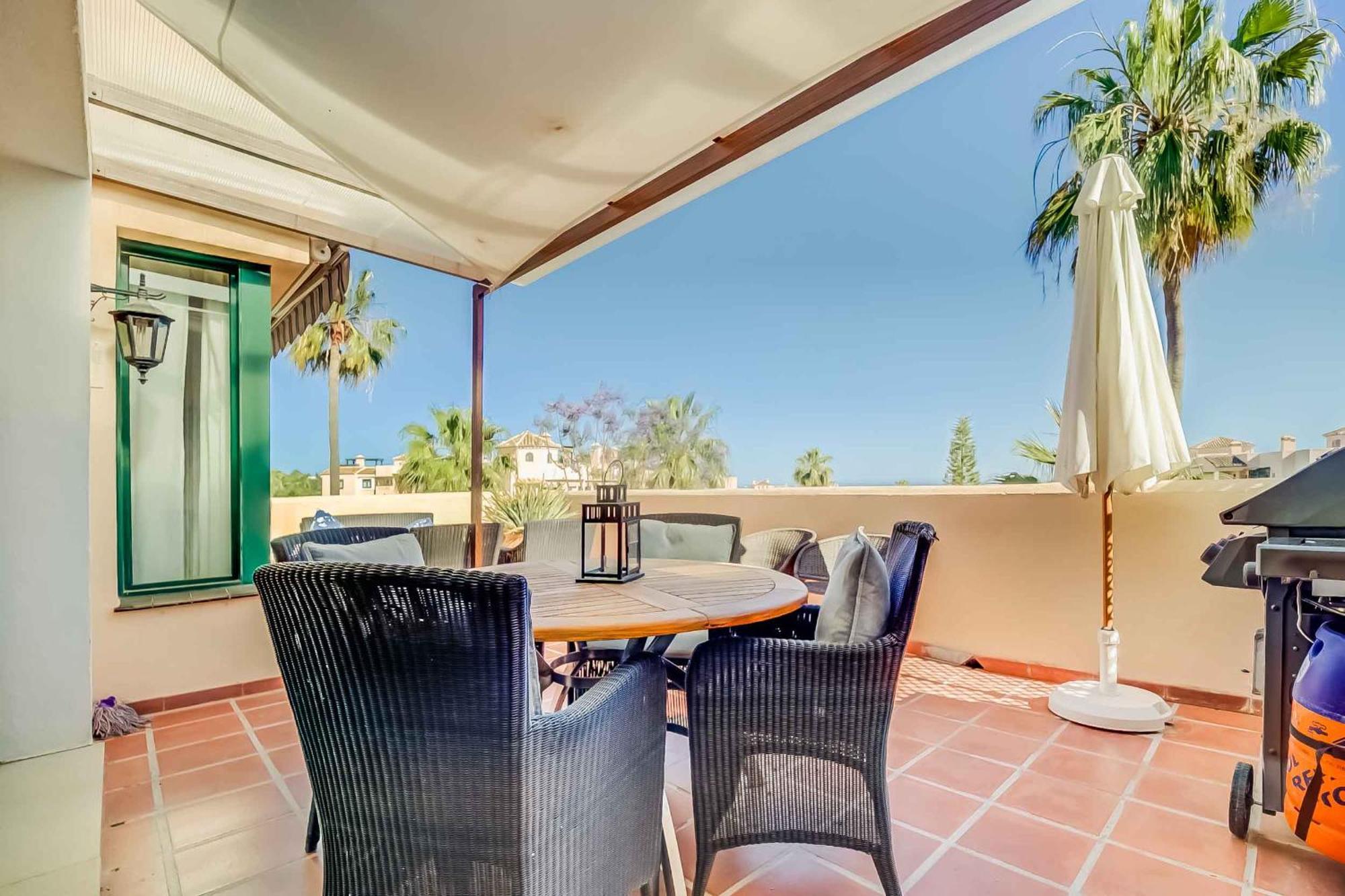 75-apartment With Views In Elviria, Apartamento Marbella