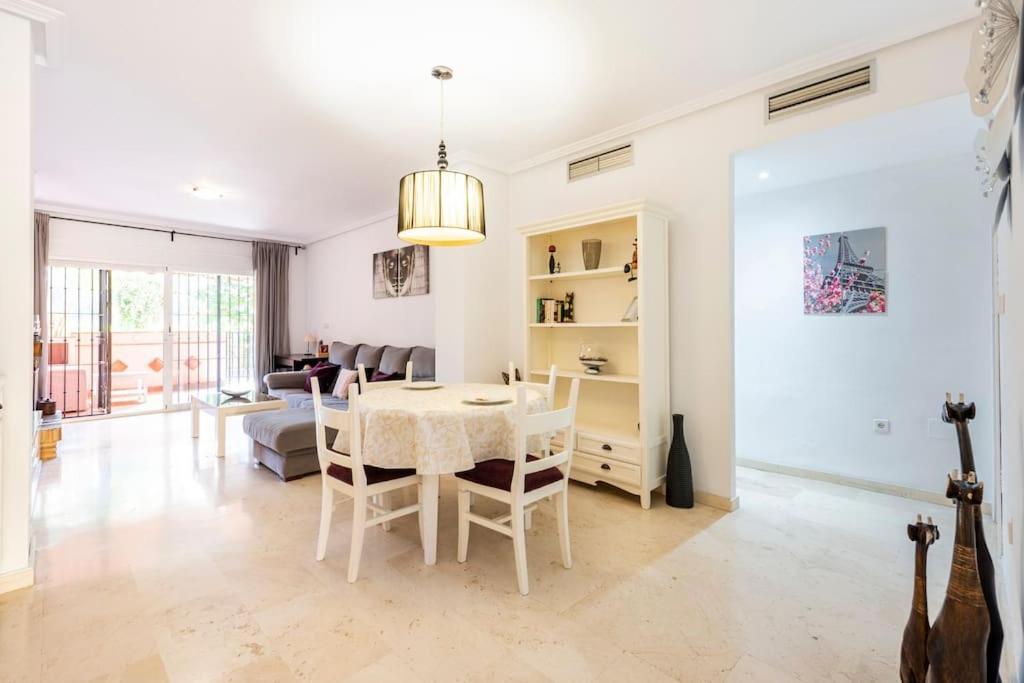 Apartamento En Guadalmina Primera Linea De Campo De Golf Cartujanos Marbella