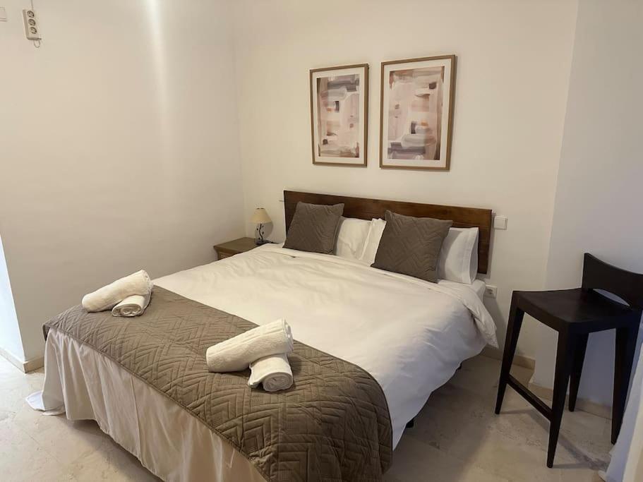En Guadalmina Primera Linea De Campo De Golf Cartujanos Apartamento *