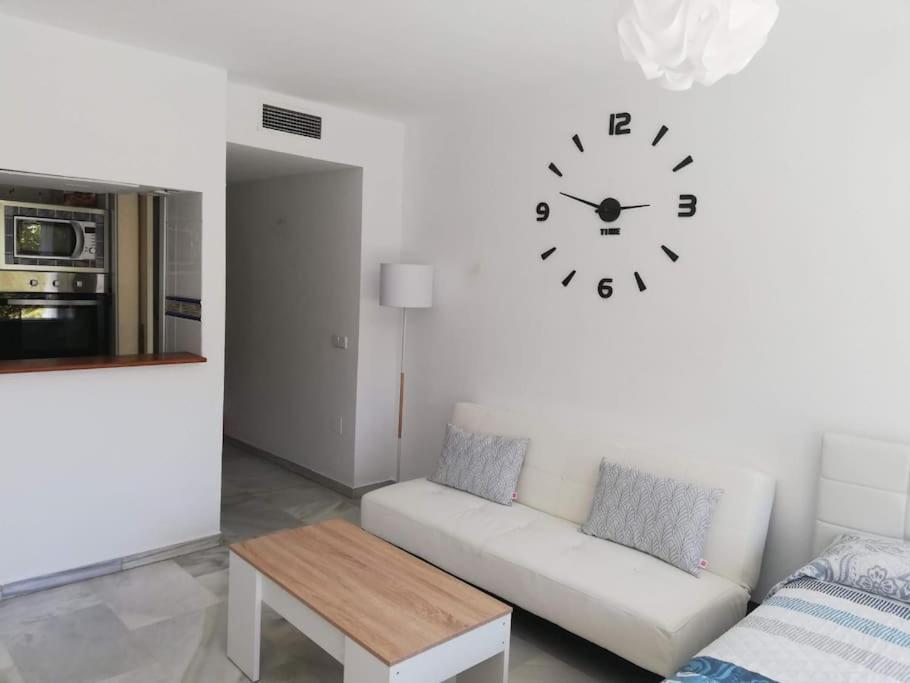 Estudio Cosmopolita Marbella