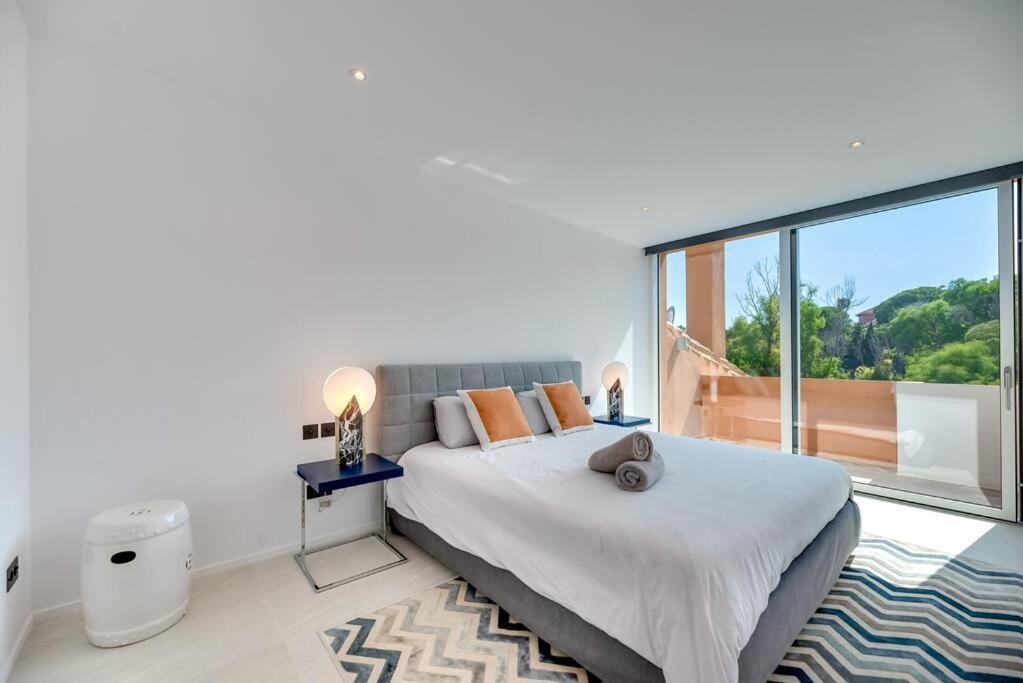 Luxury 5-bedroom Townhouse In Puente * Marbella