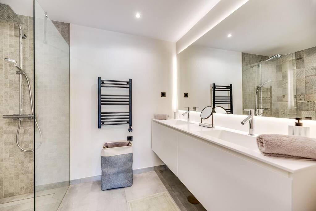 Luxury 5-bedroom Townhouse In Puente * Marbella