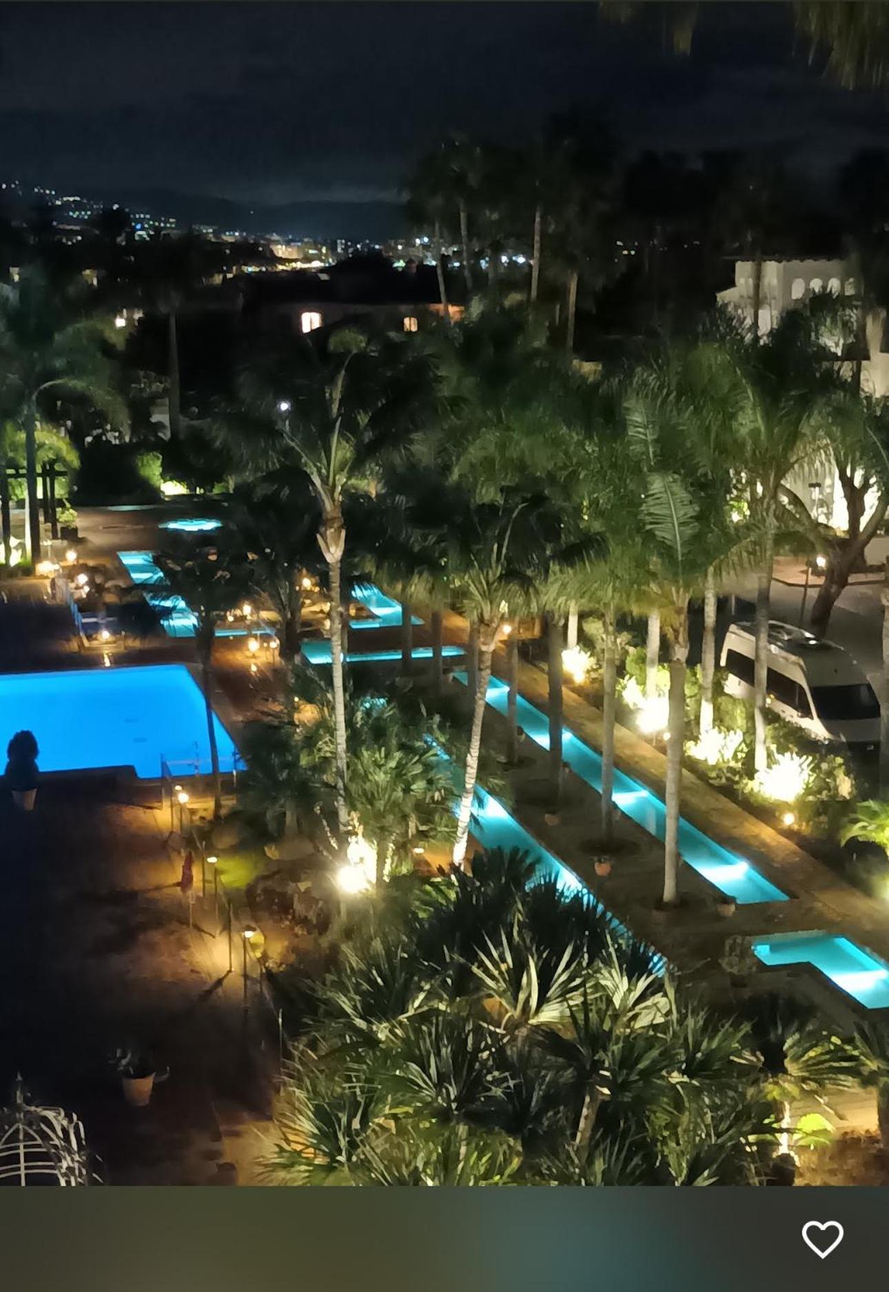 Appartement Puente Luxury Penthouse, Beachside & Sea Views *