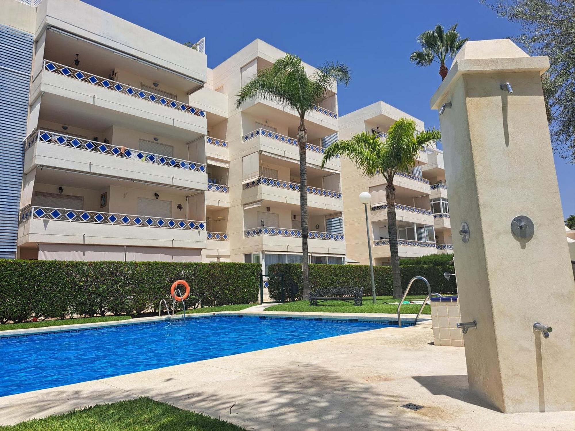 Con Jardin Y Piscina Pet Friendly Apartment *