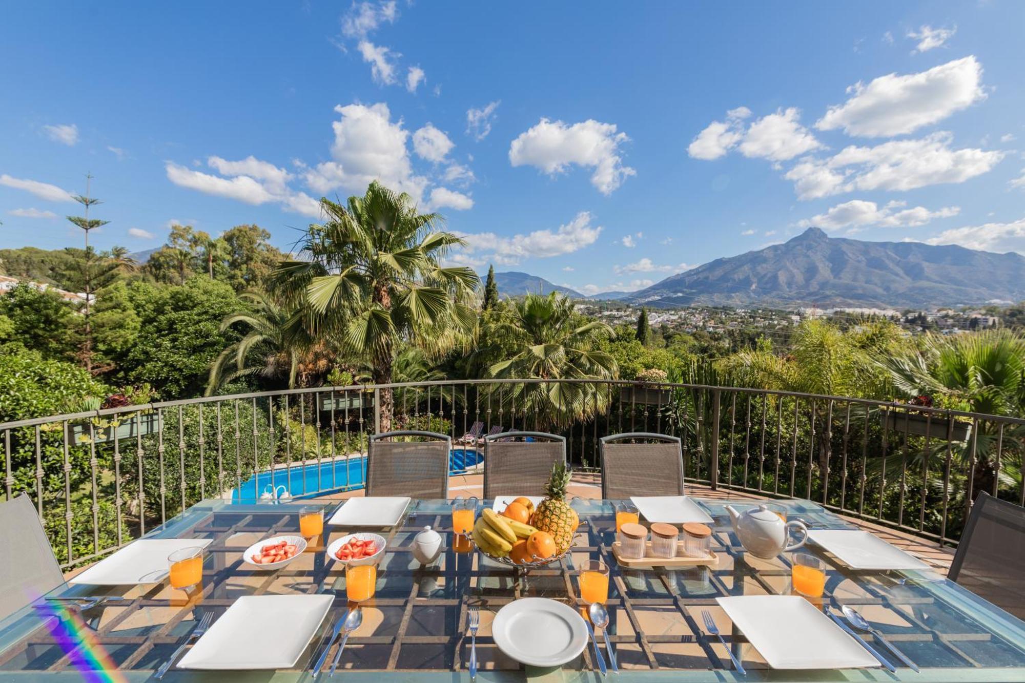 Spacious 10guest In Puerto Banus With Pool Villa *