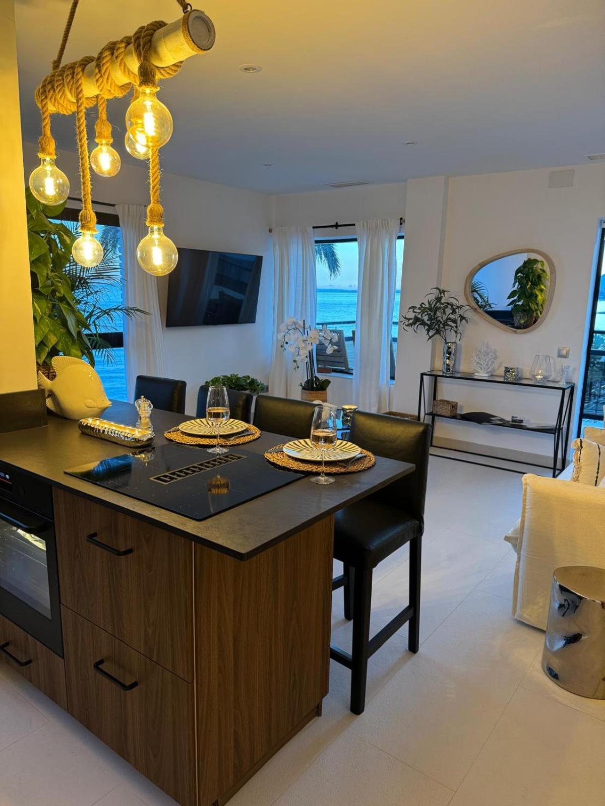 Beachfront Apartment Marbella