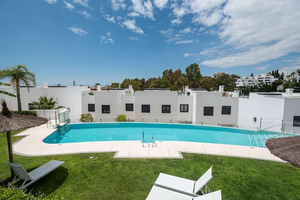 Puente Premium Rooftop & Garden *