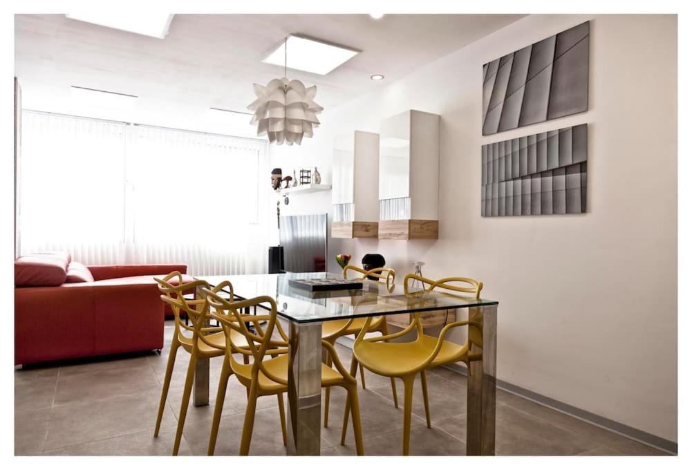 Centro-playa Del Faro Apartment