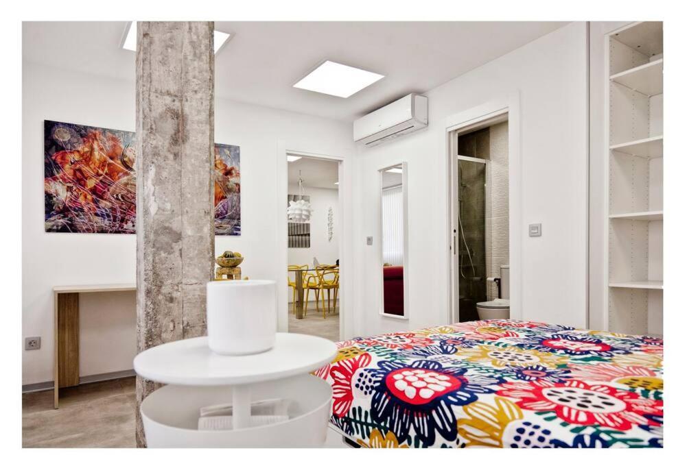 Centro-playa Del Faro Apartment *