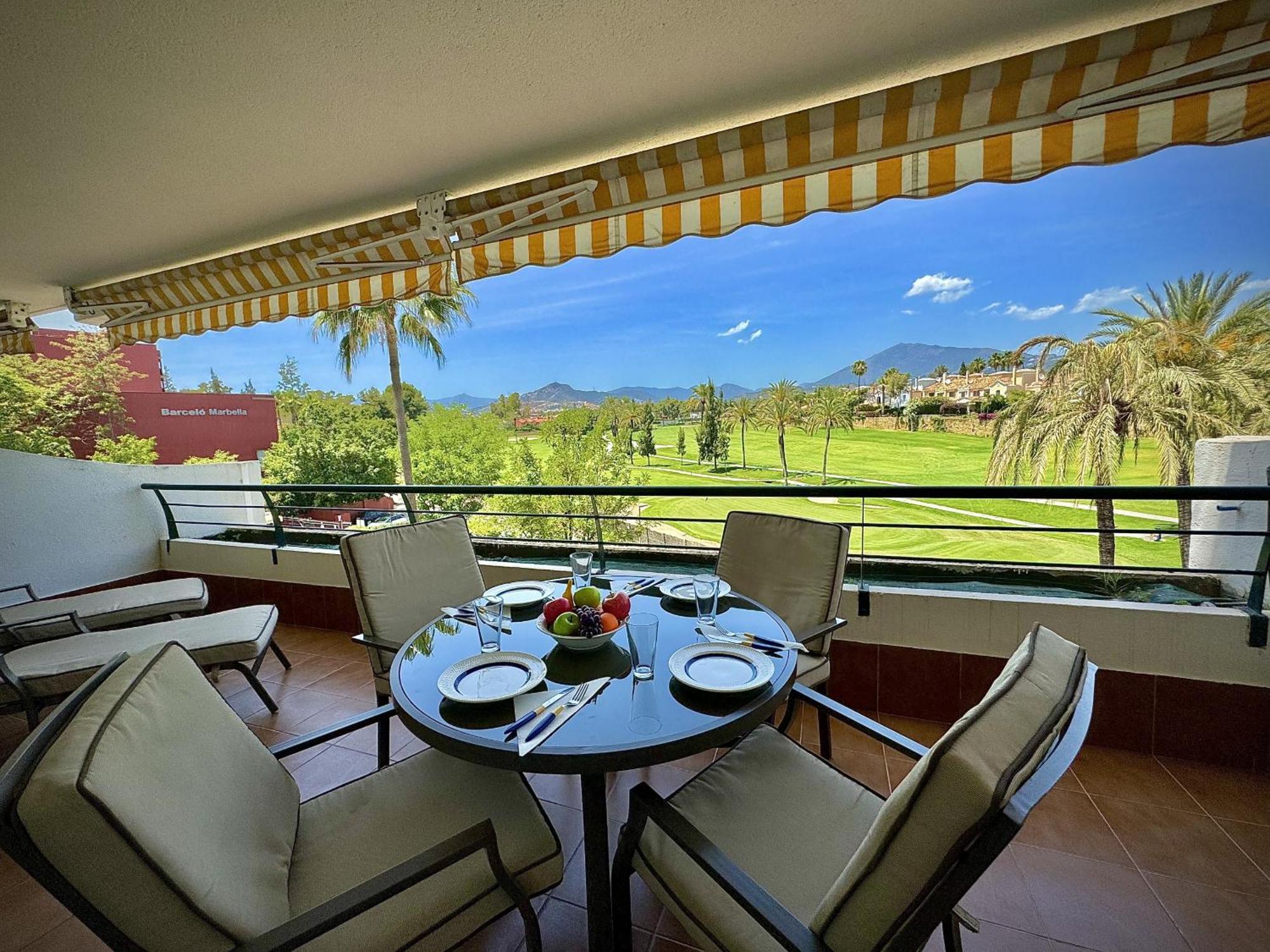 Vakantiehuis Gualdalmina Alta Golf Views By Homing Marbella