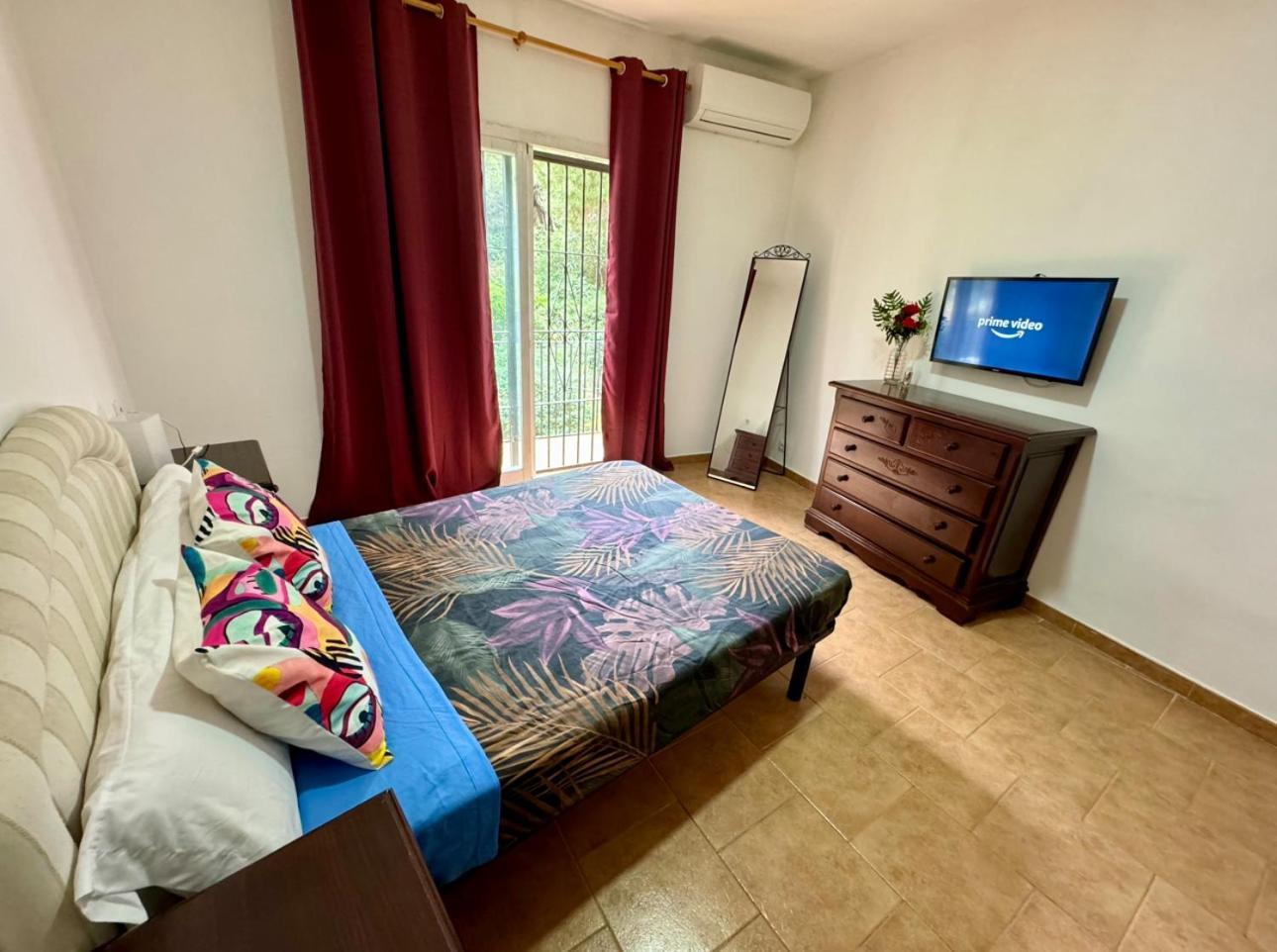 Vakantiehuis Casa De 5 Cerca De La Playa En Elviria *