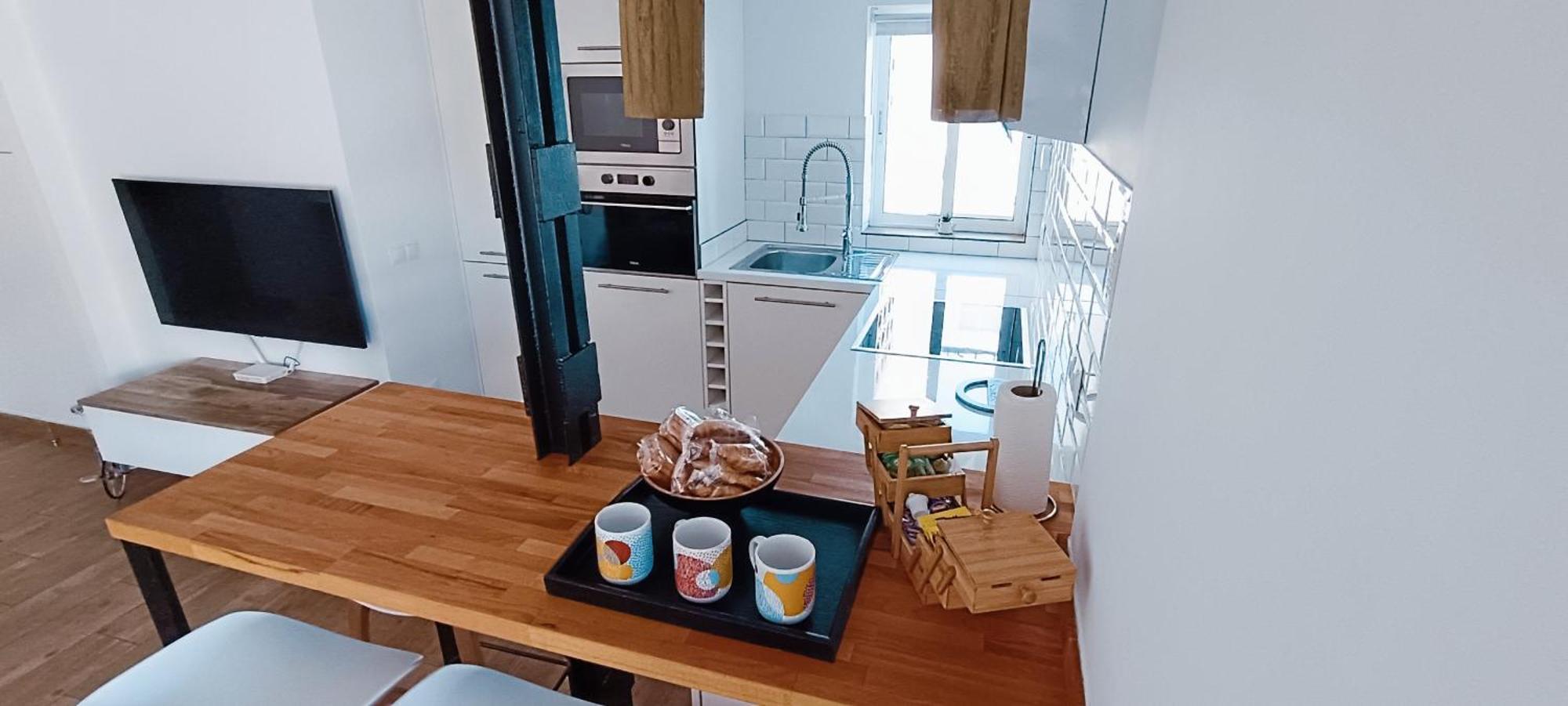 Apartment Piso Centrico En Avenida Principal *