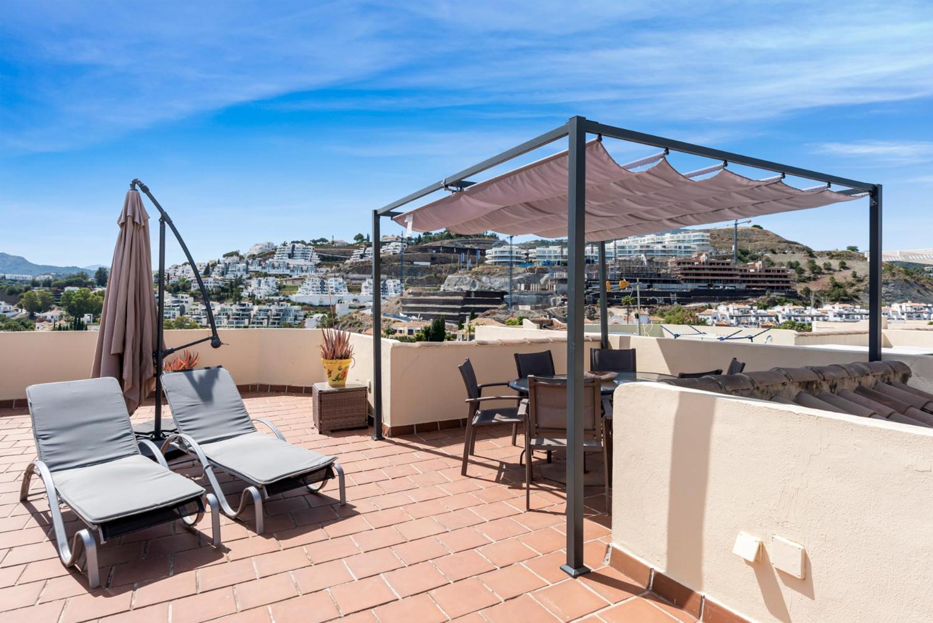 La Quinta Hills - Modern Andalusian-style With Rooftop Terrace Vakantiehuis Marbella