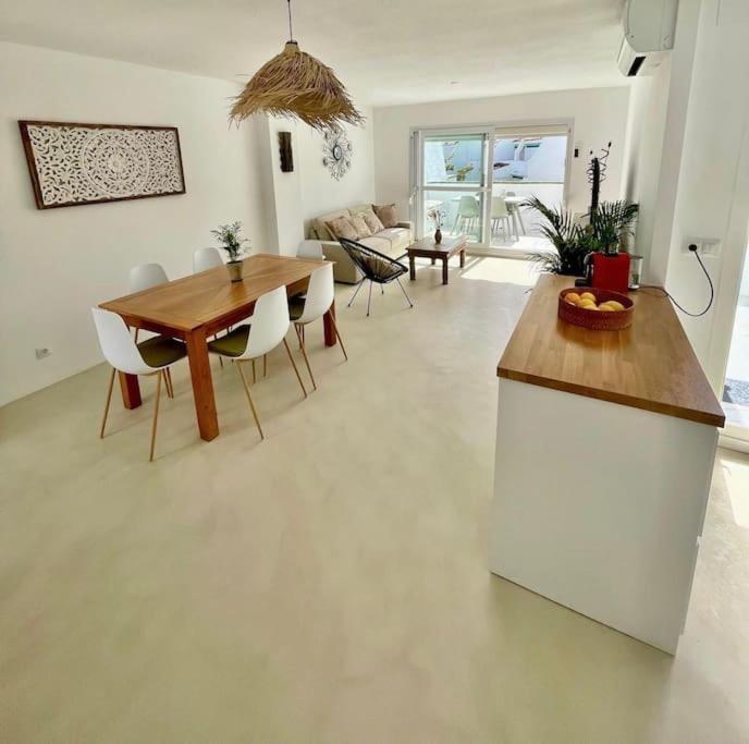Divina Apartment *