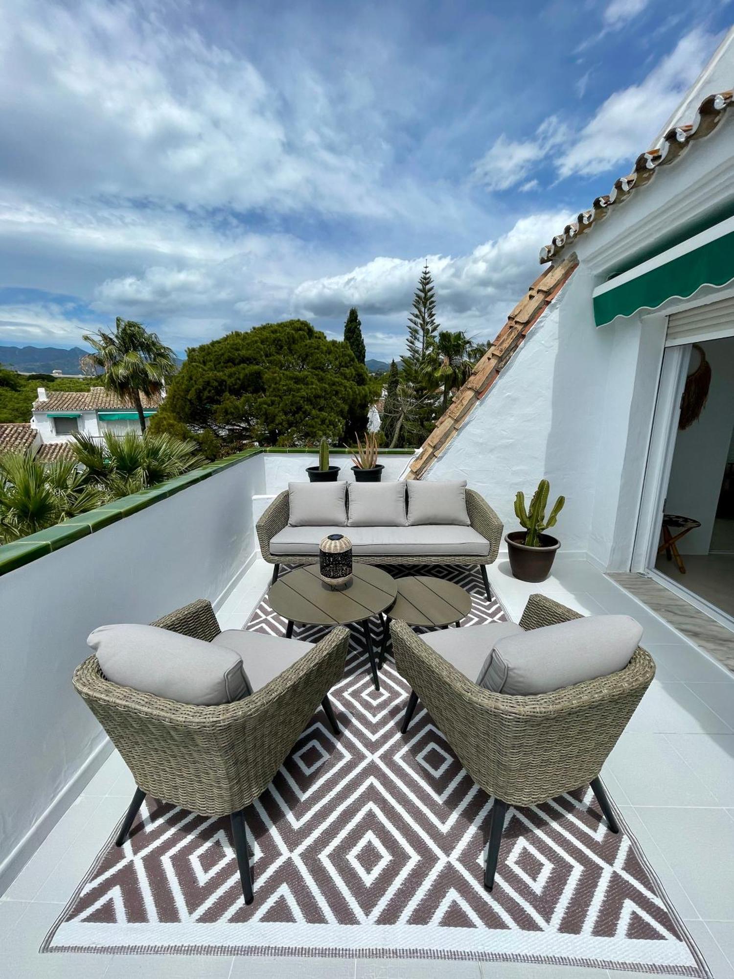 Divina Apartment *