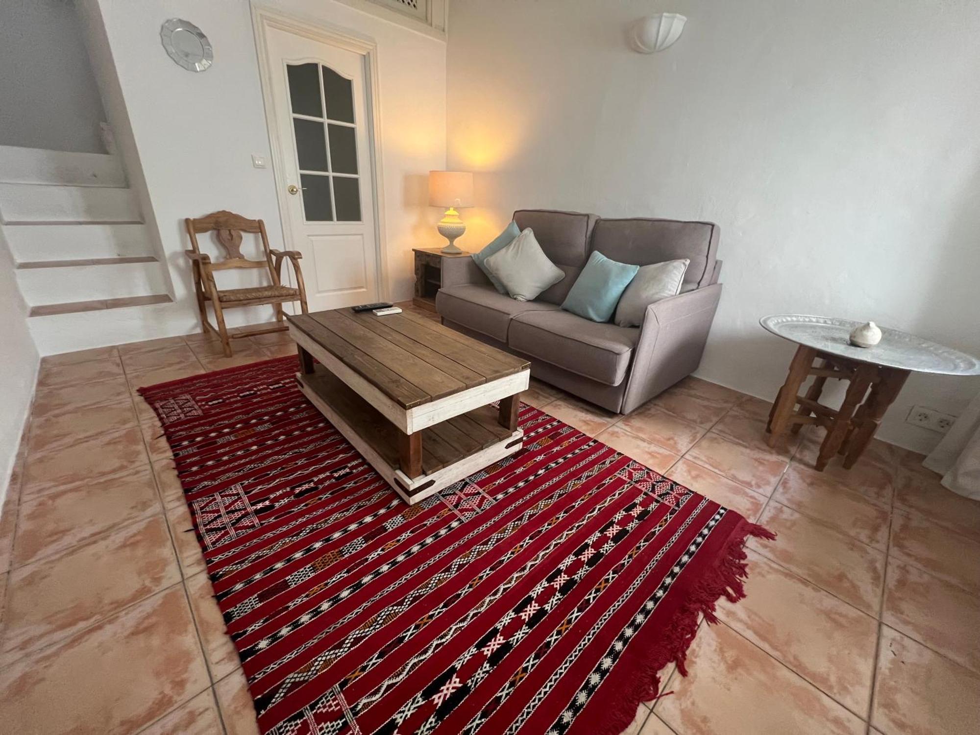 Old Town House With Terrace Vakantiehuis