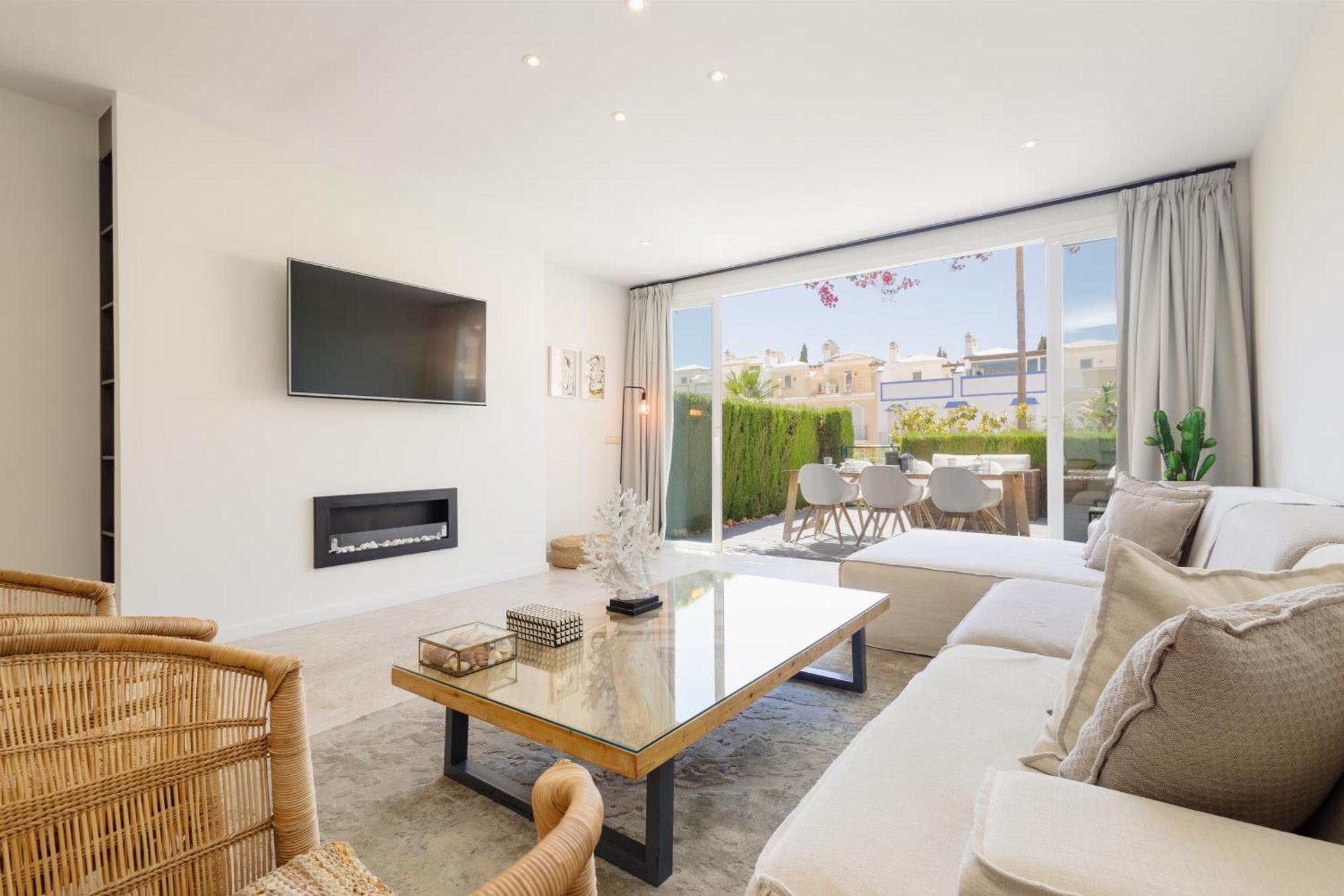 Holiday home Townhouse In First Line Beach, Bahia De Marbella,