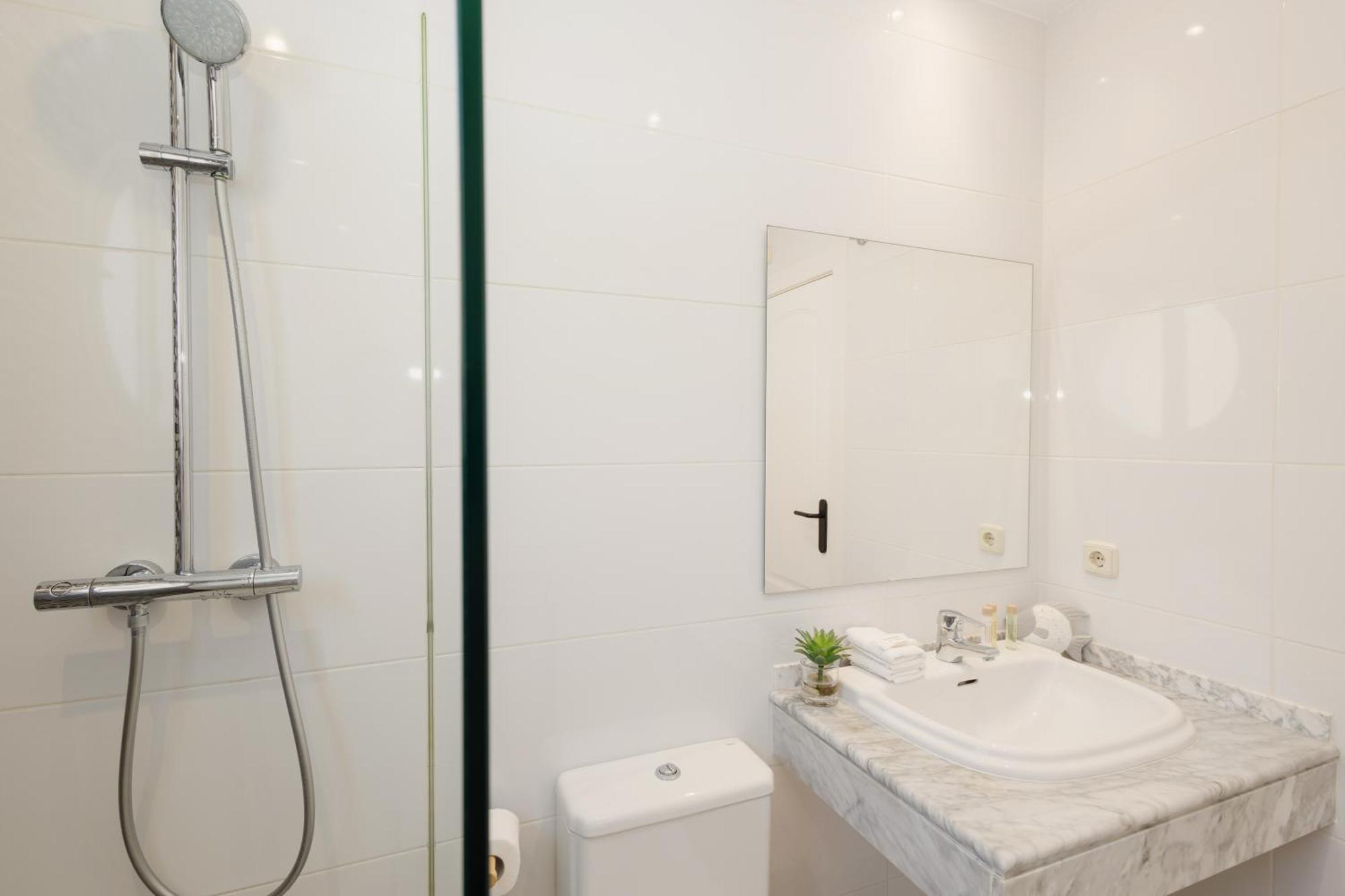 Townhouse In First Line Beach, Bahia De Marbella, Marbella