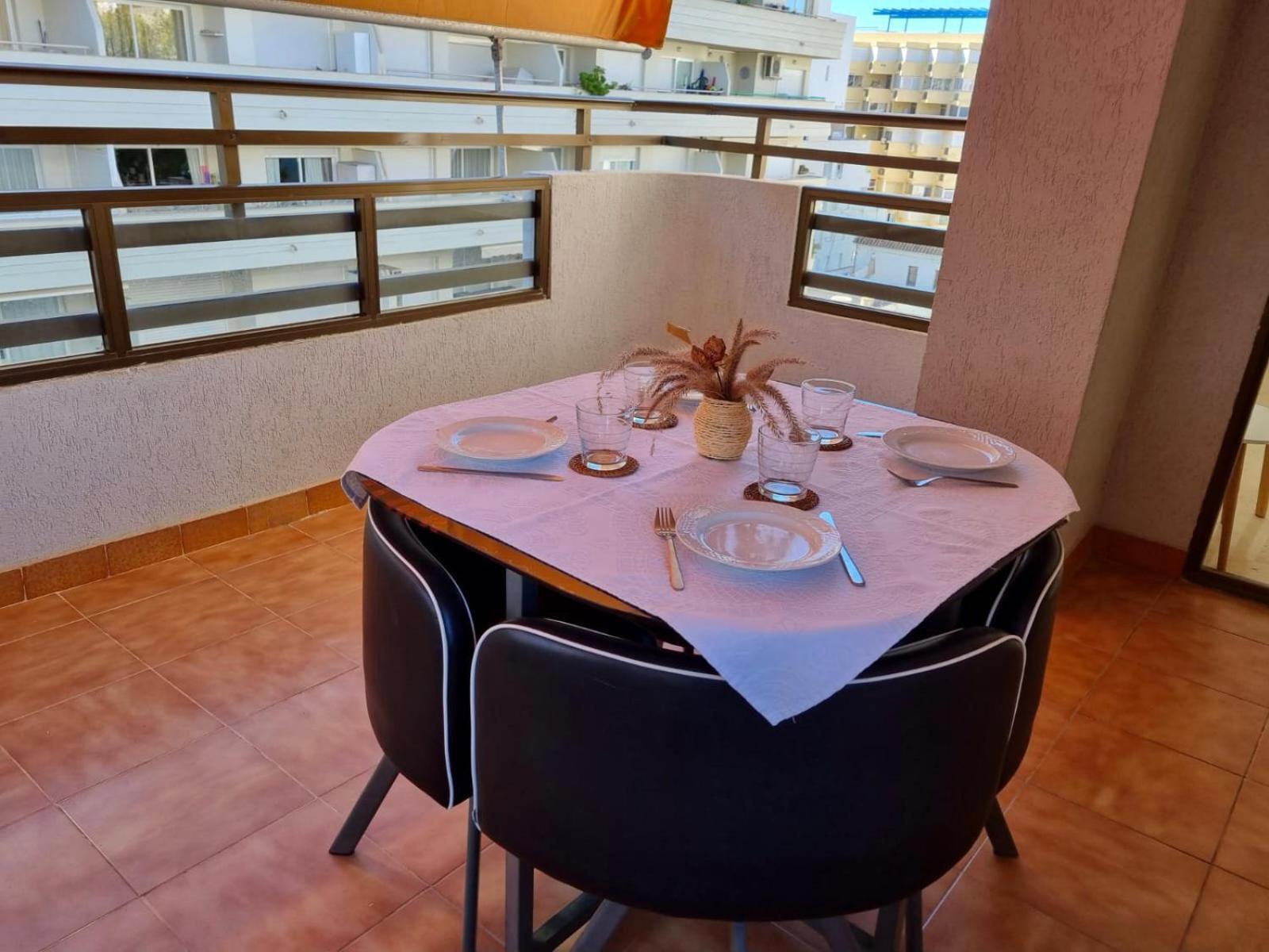 Luminoso Piso Centro De Marbella. A 50m De La Playa Apartamento *