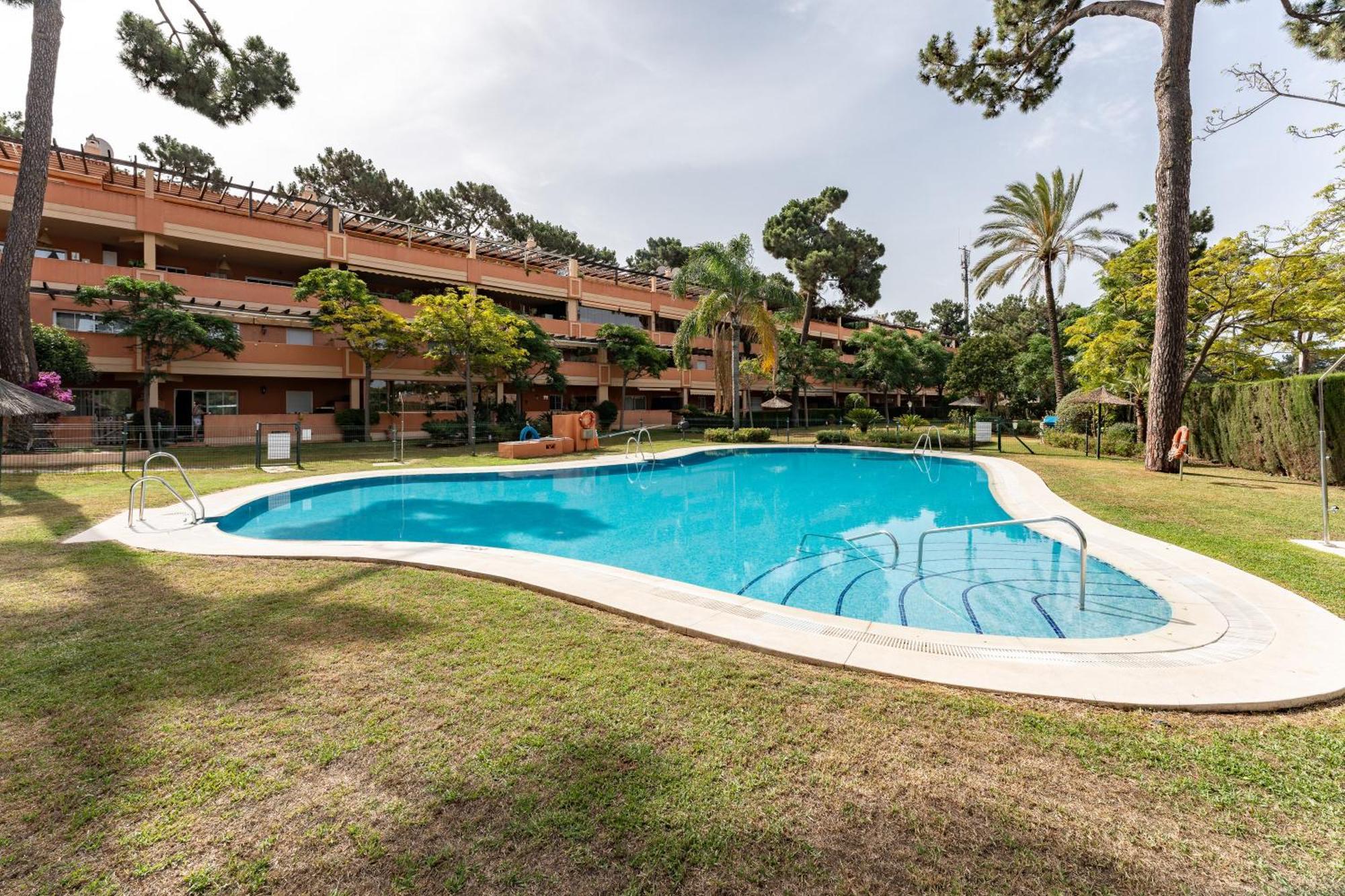Pino Golf Garden Elviria Appartement