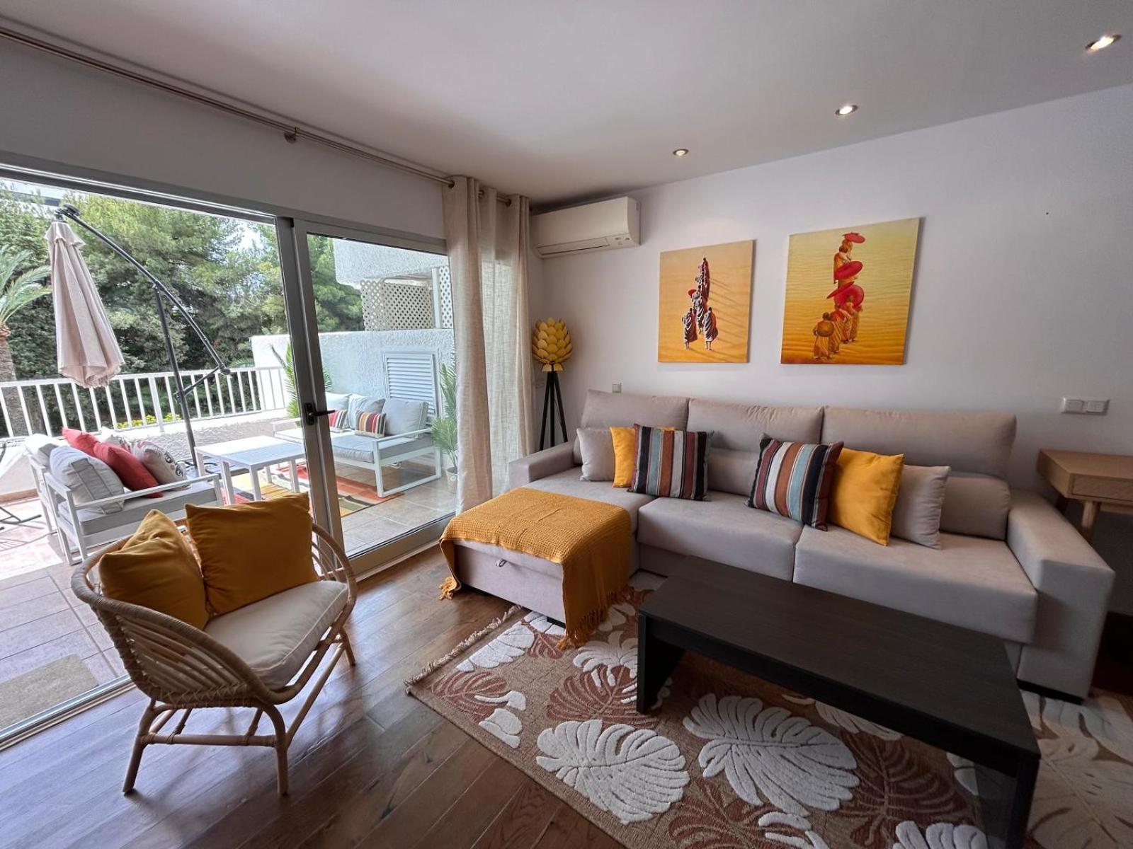 Soleado Y Tranquilo Apartamento, A 100 Mts Playa Con Parking Y Wifi 332 *