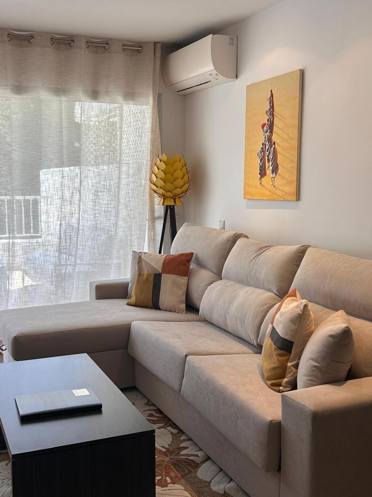 Soleado Y Tranquilo Apartamento, A 100 Mts Playa Con Parking Y Wifi 332 Apartamento