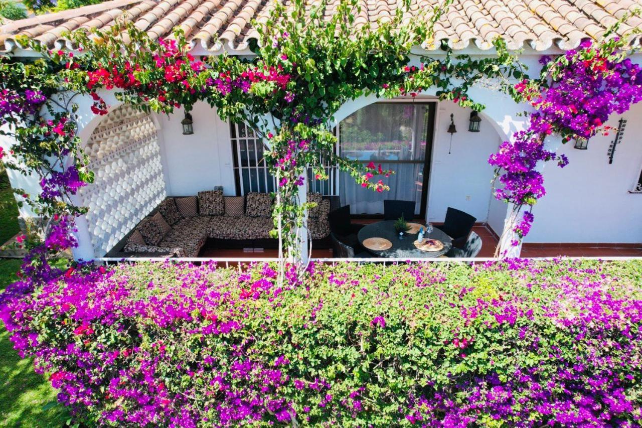 Casa Santorini Las Chapas Сasa de vacaciones *