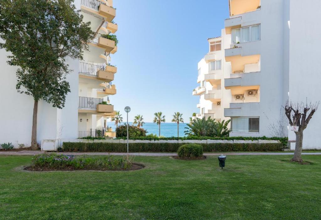 Apartamento In Front Of Sea & Center Marbella