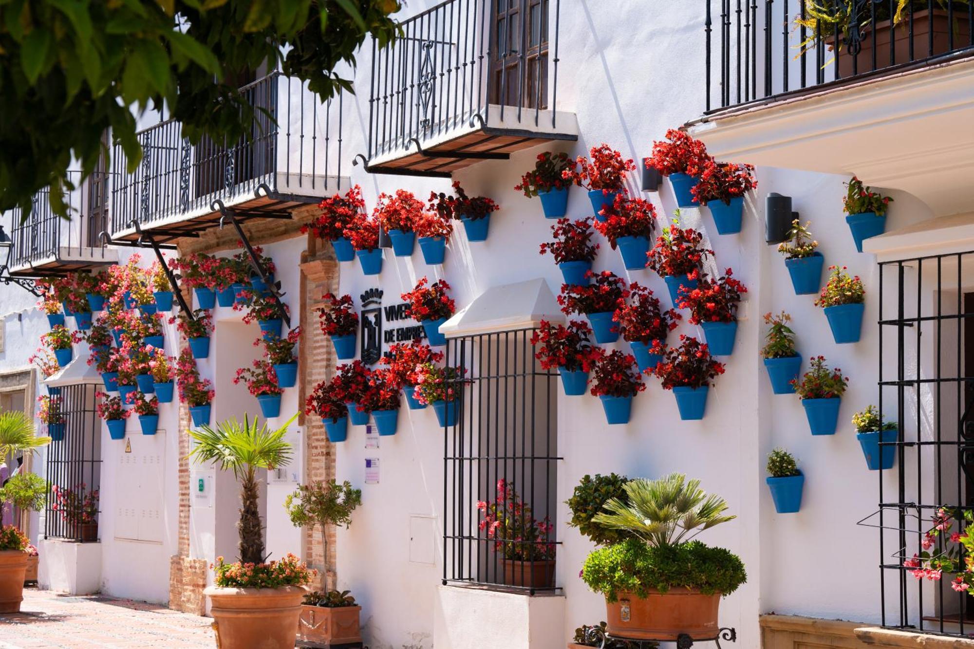 Soleado Y Tranquilo Apartamento, A 100 Mts Playa Con Parking Y Wifi 332 * Marbella