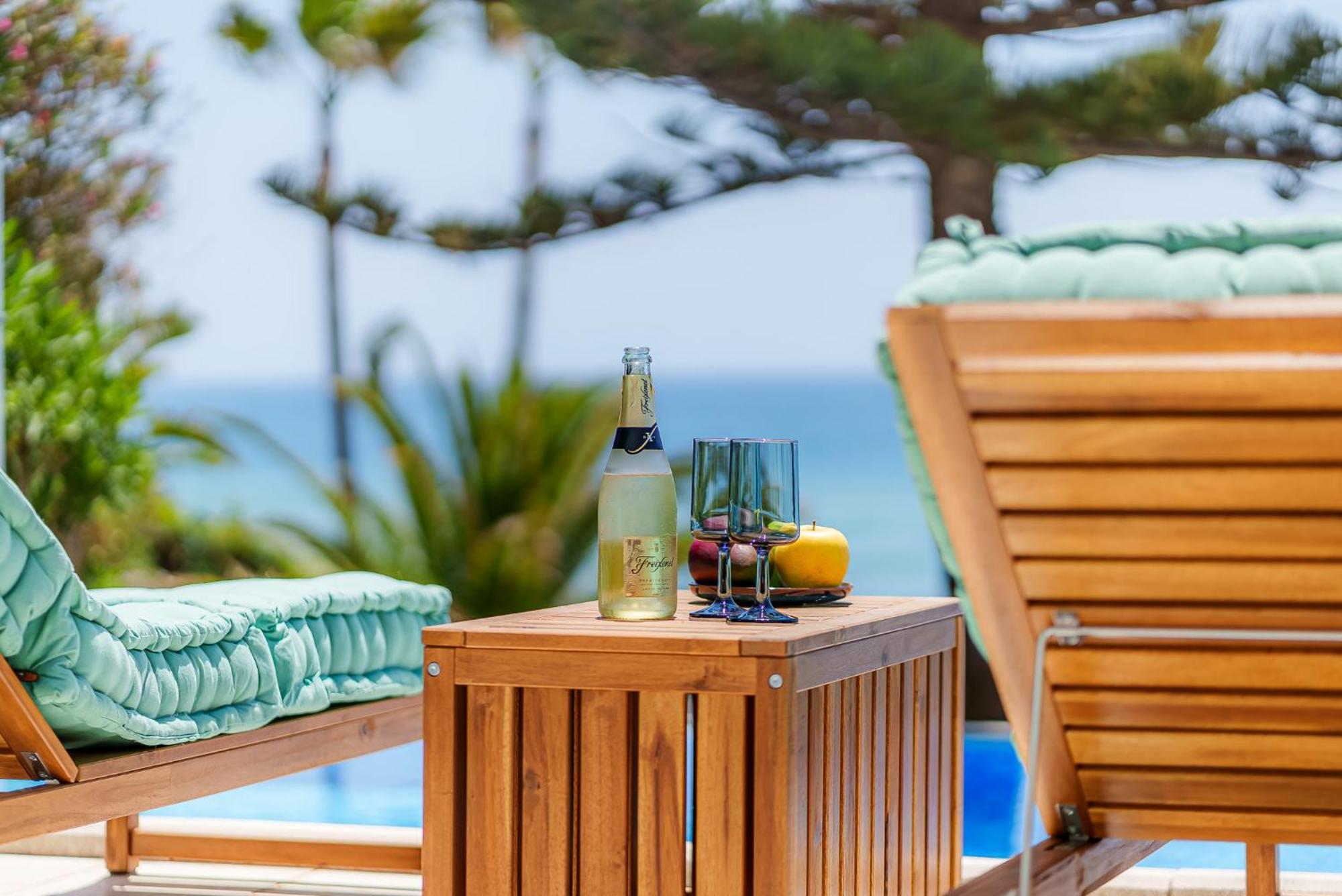 Calmamar Cabopino Beachfront In * Marbella
