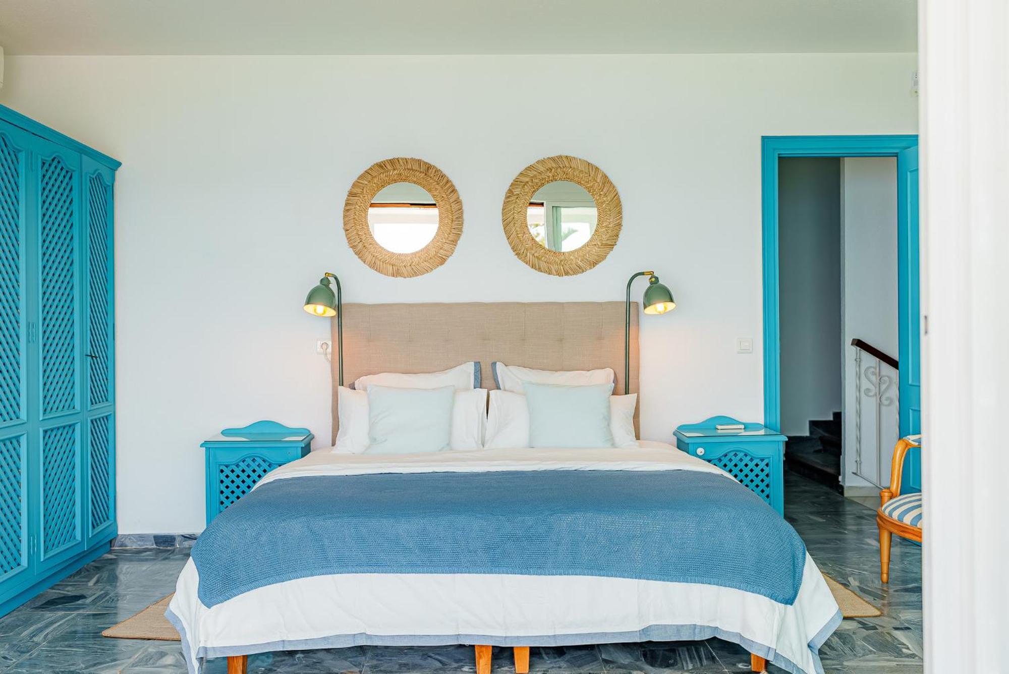Villa Calmamar Cabopino Beachfront In
