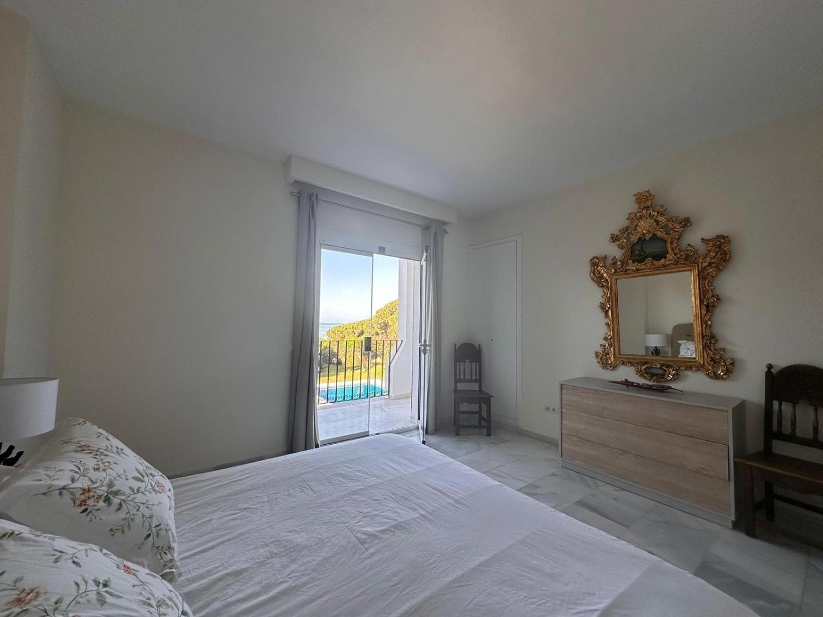 Apartment Cabopino N *