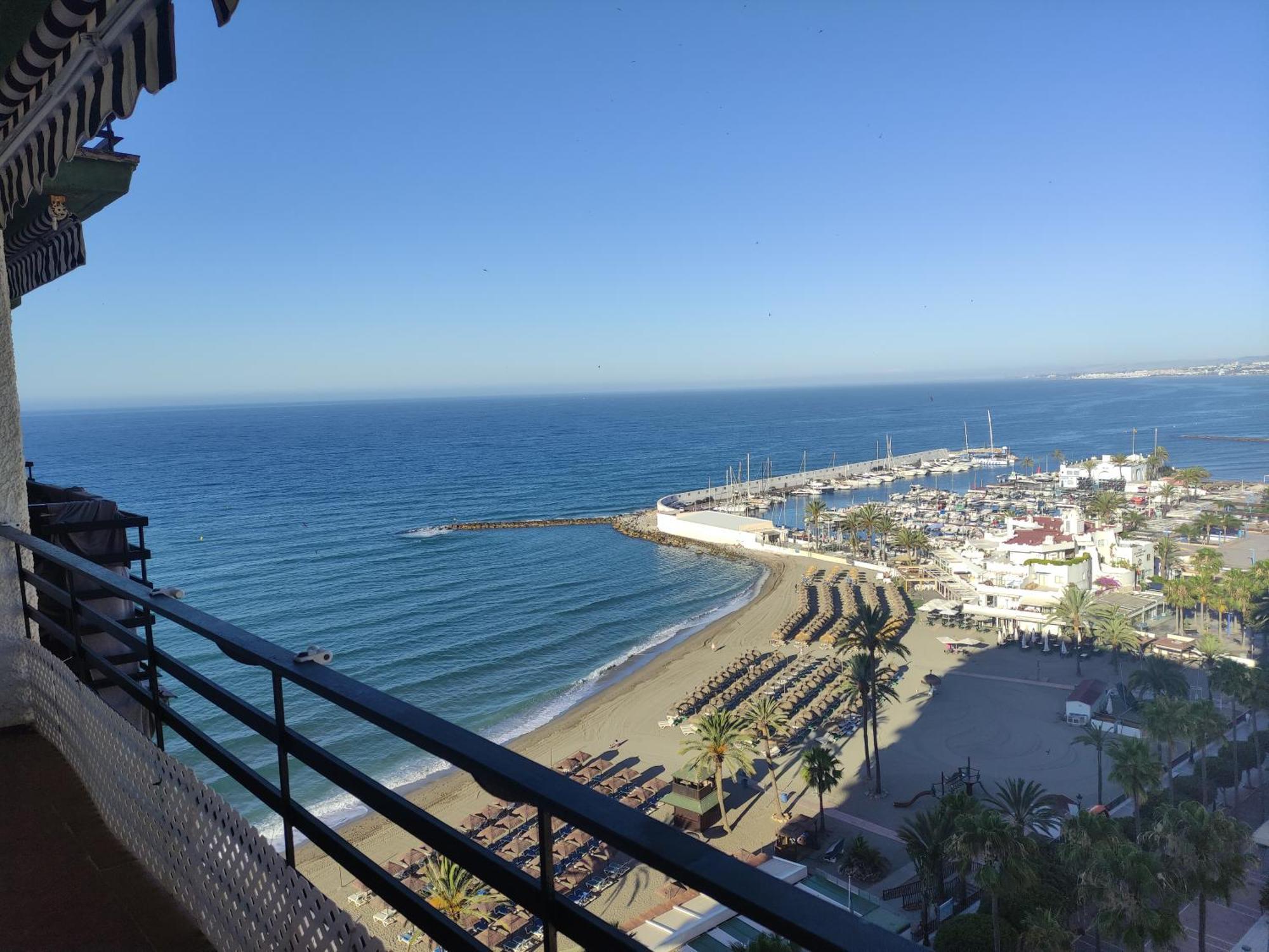 Apartment In First Line Apto 12-3 Marbella