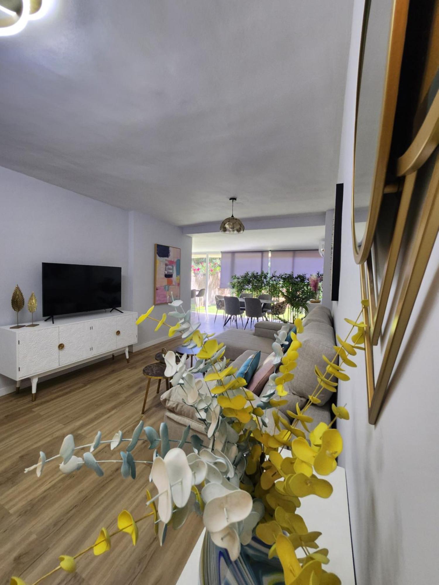 Ansa - Cabopino, - Garden Level Appartement *