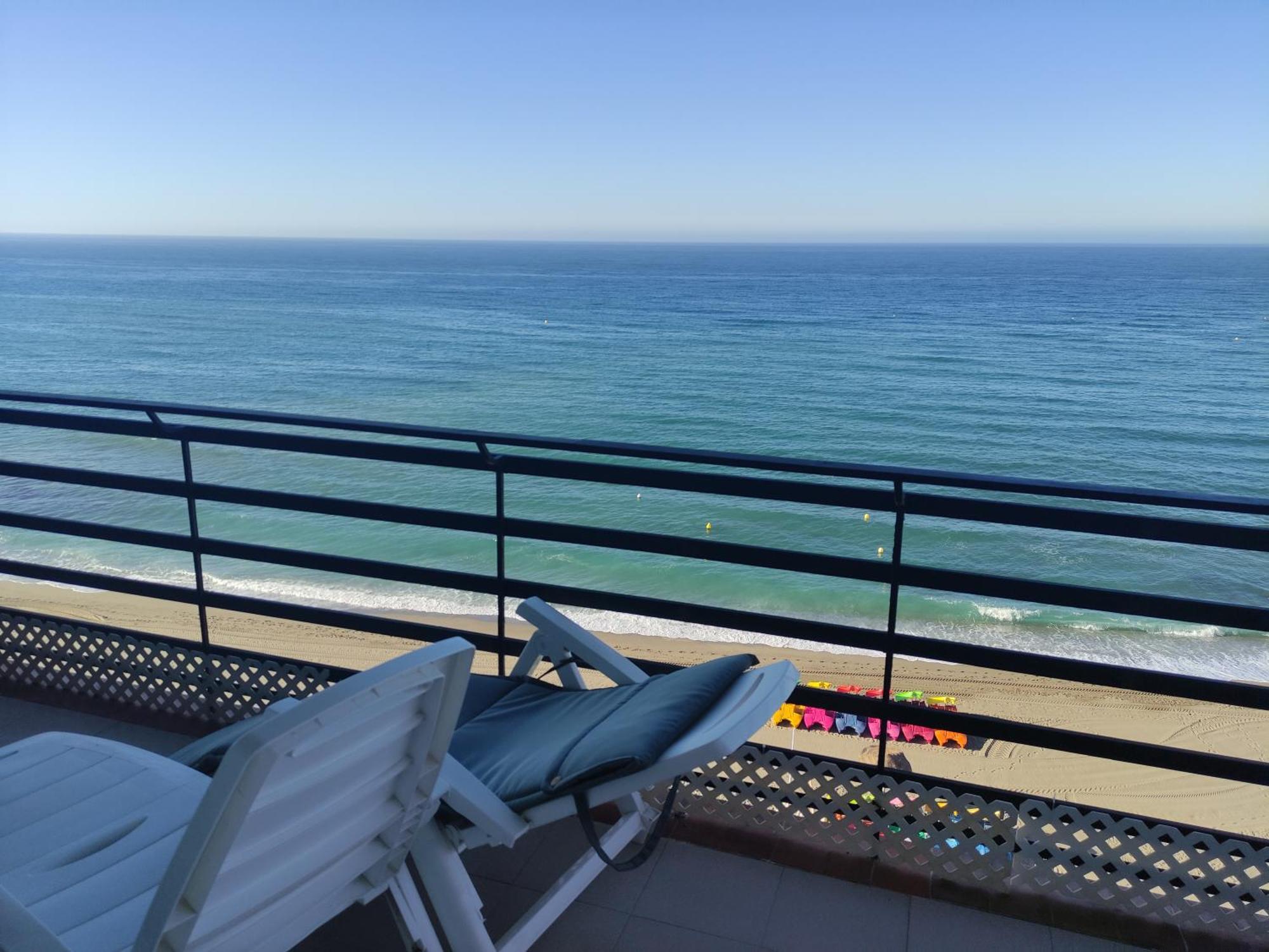 In First Line Apto 6-6 Appartement *