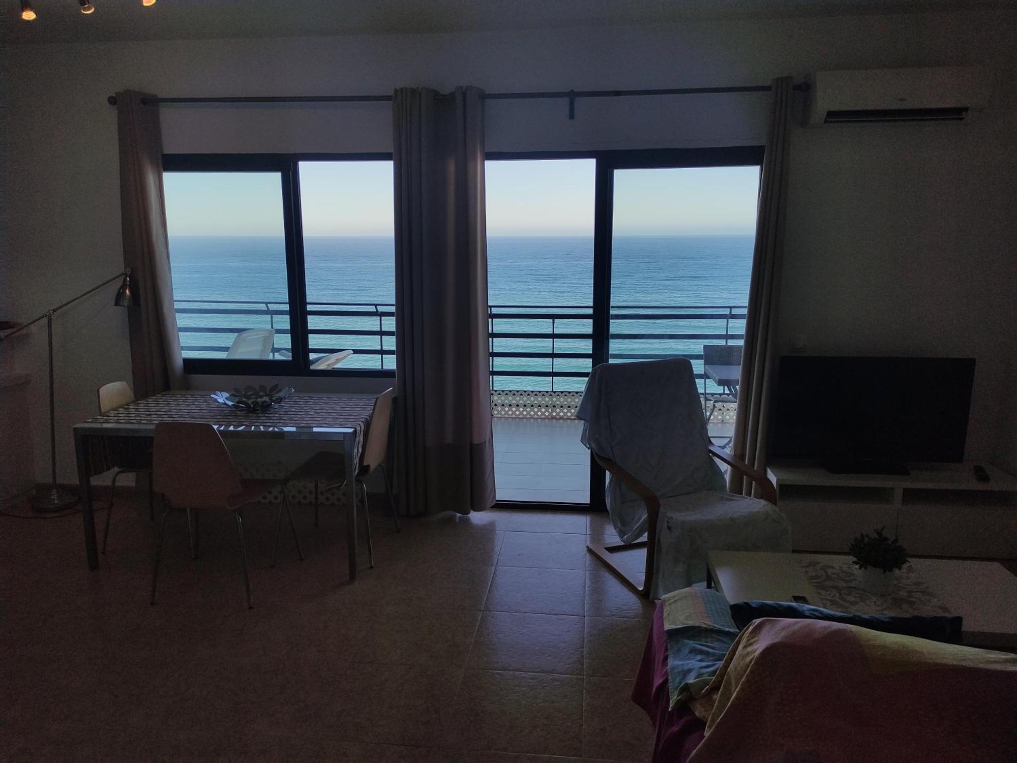 In First Line Apto 6-6 Marbella
