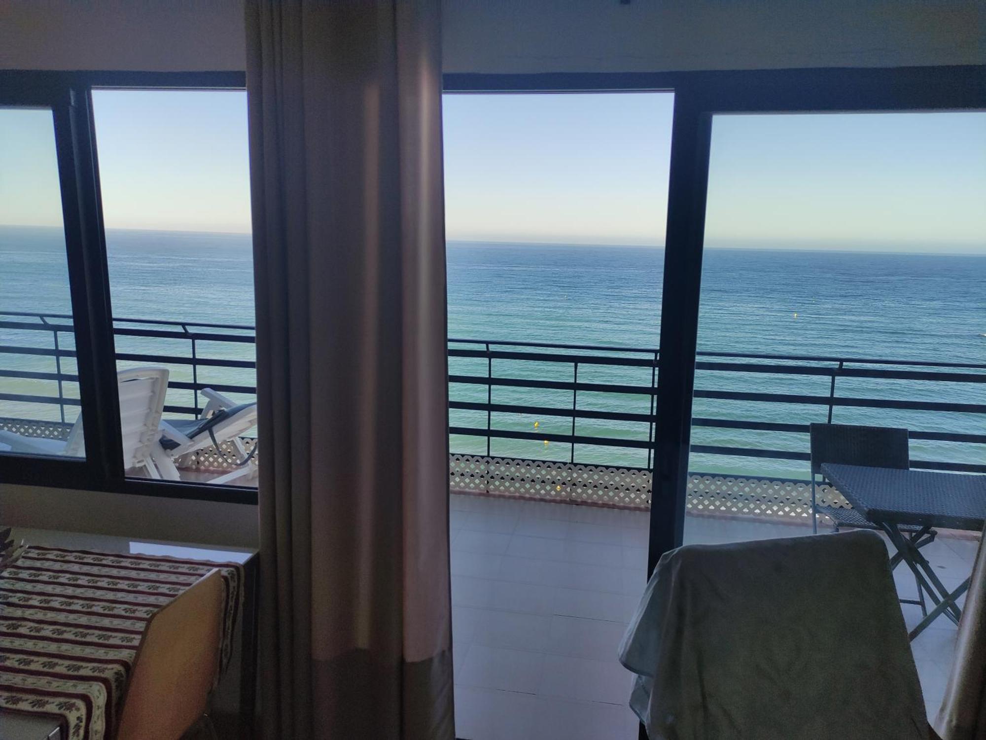 Appartement In First Line Apto 6-6 Marbella