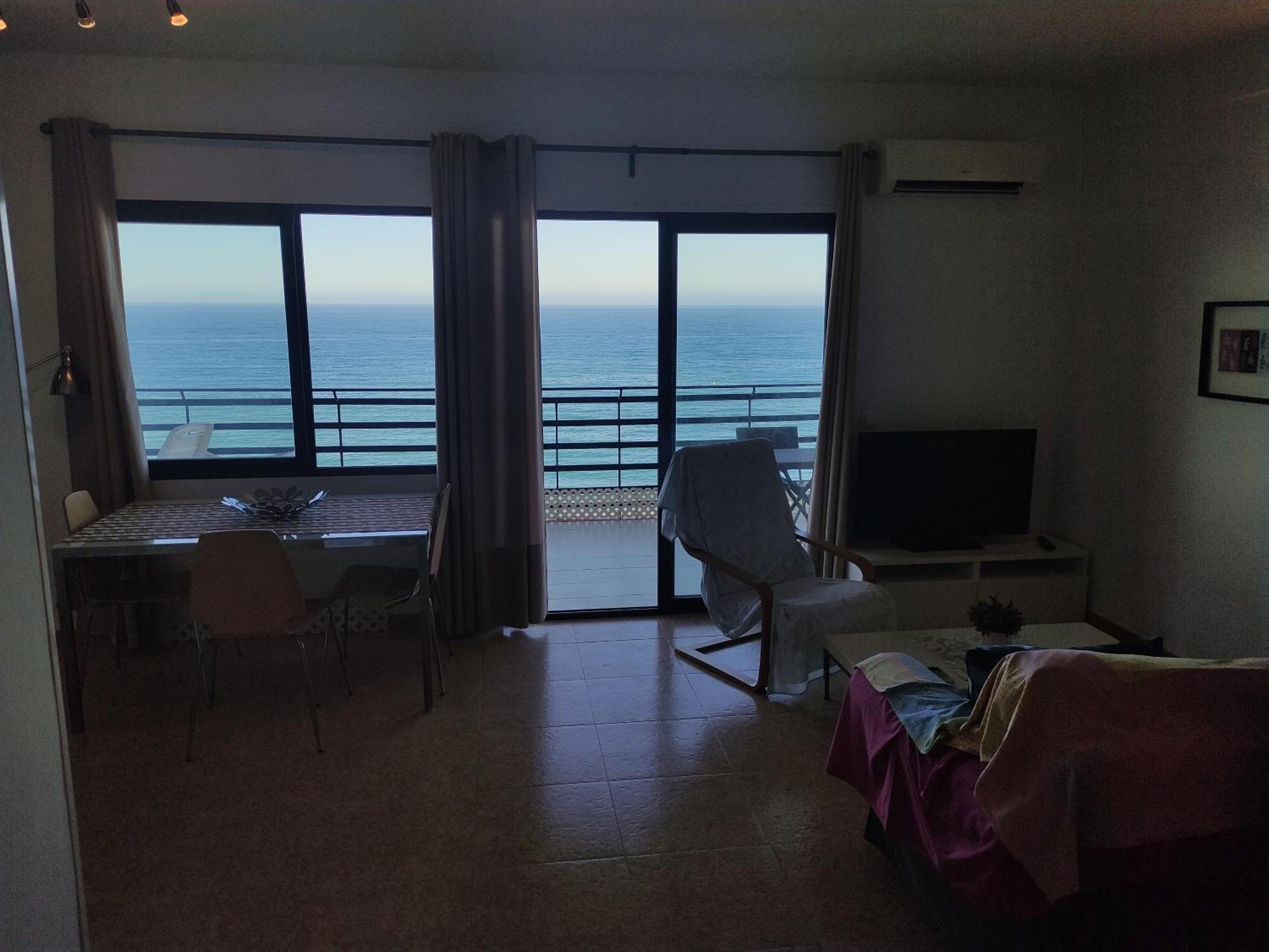 Appartement In First Line Apto 6-6 Marbella