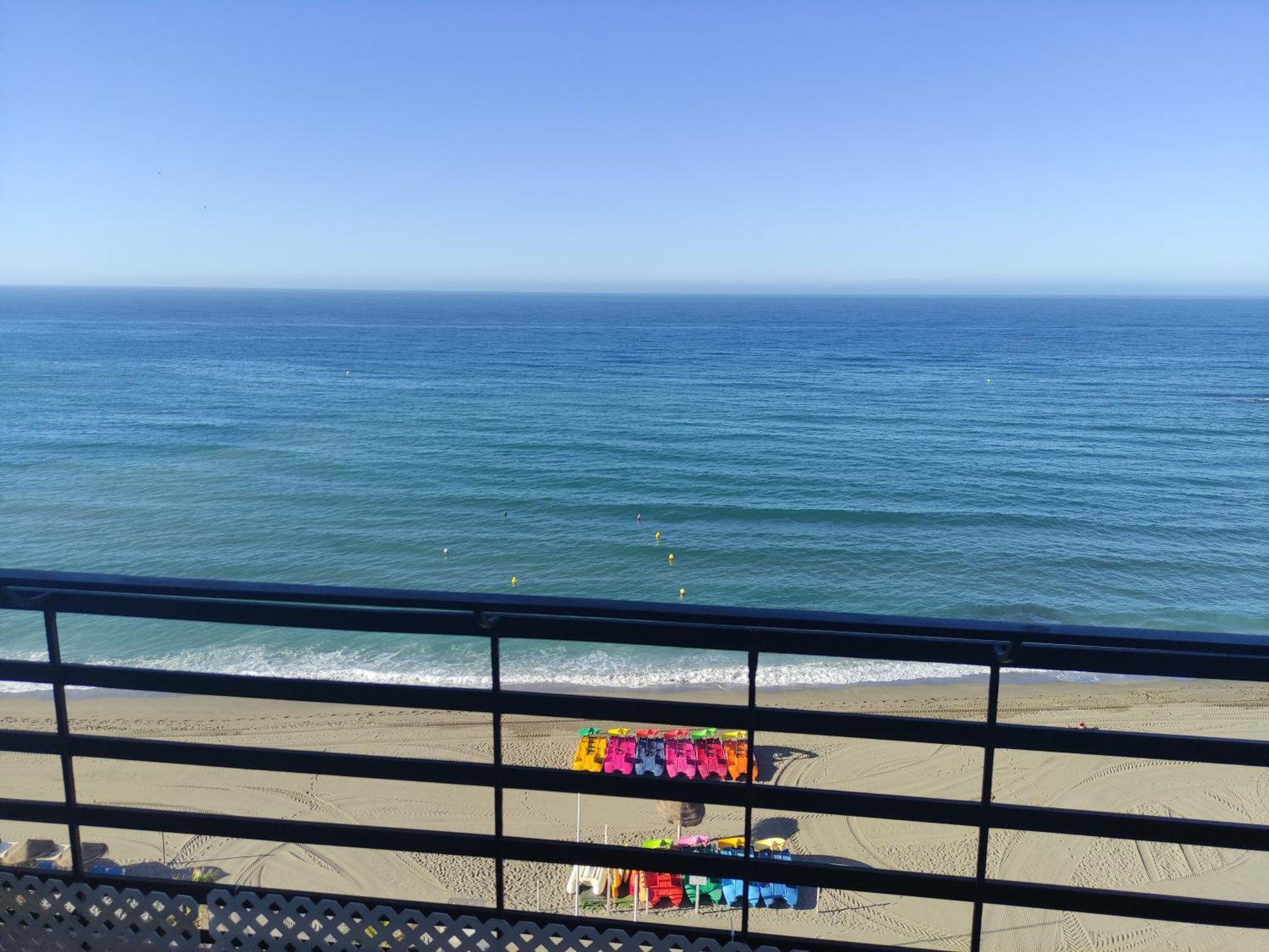 Appartement In First Line Apto 6-6 *