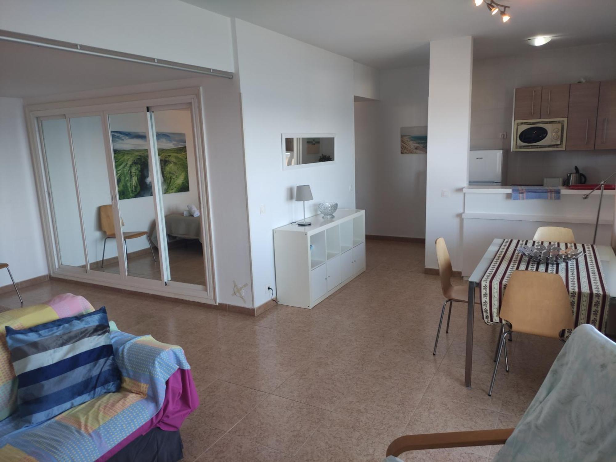 In First Line Apto 6-6 Appartement *