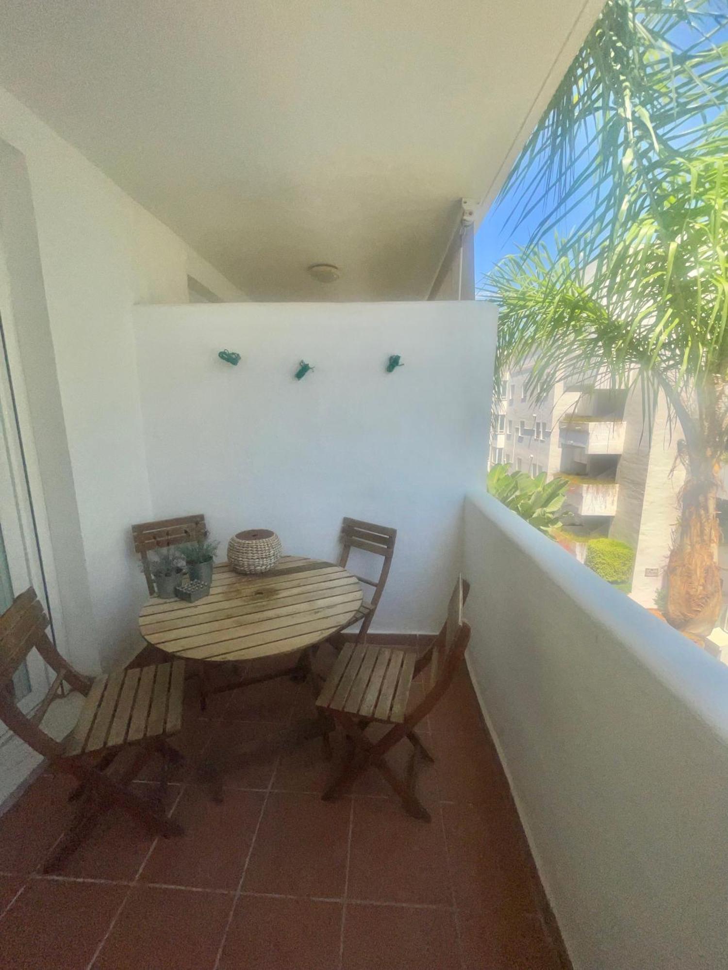 Costa Apartment