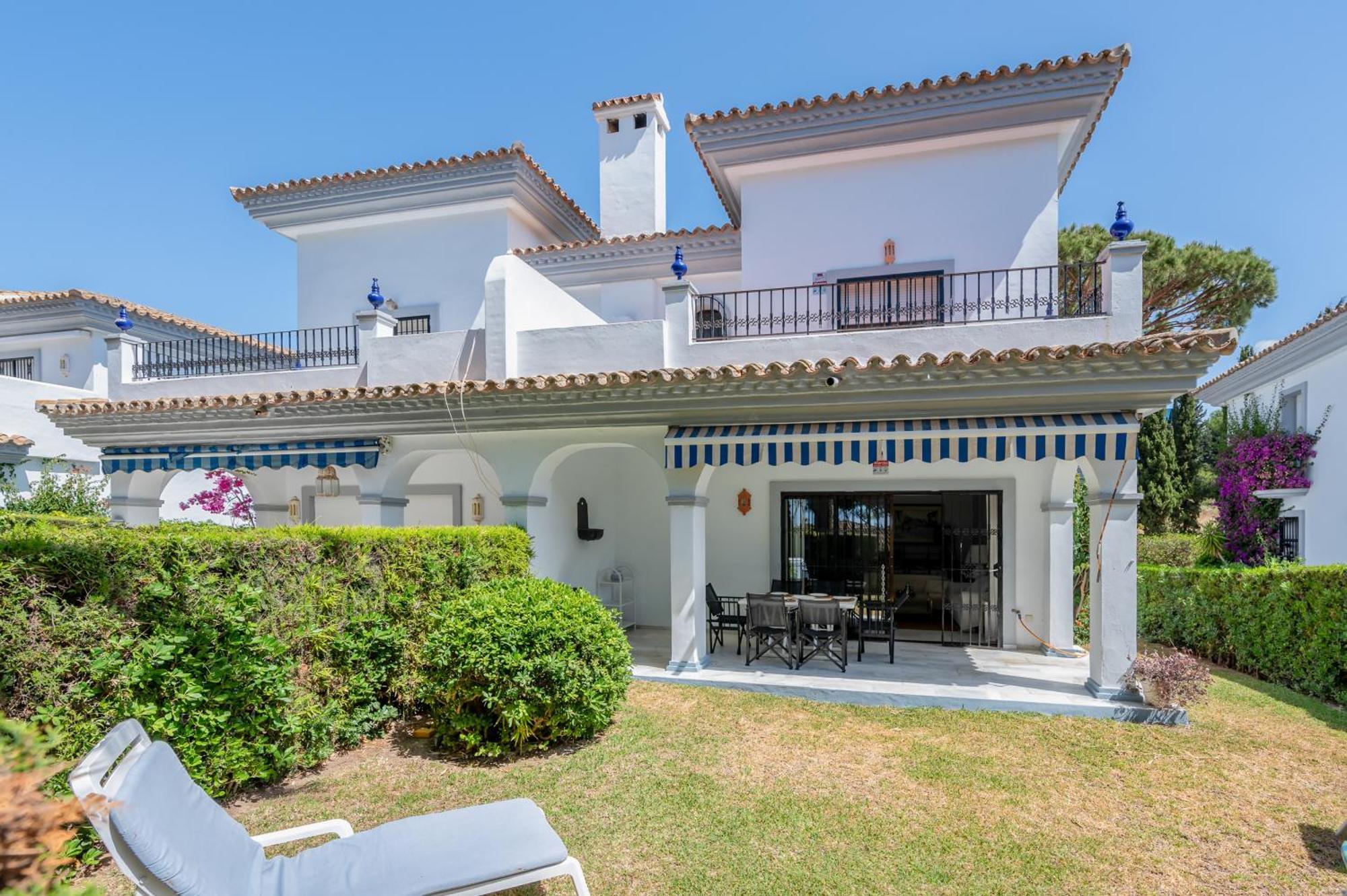 Del Puerto Cabopino Chalet