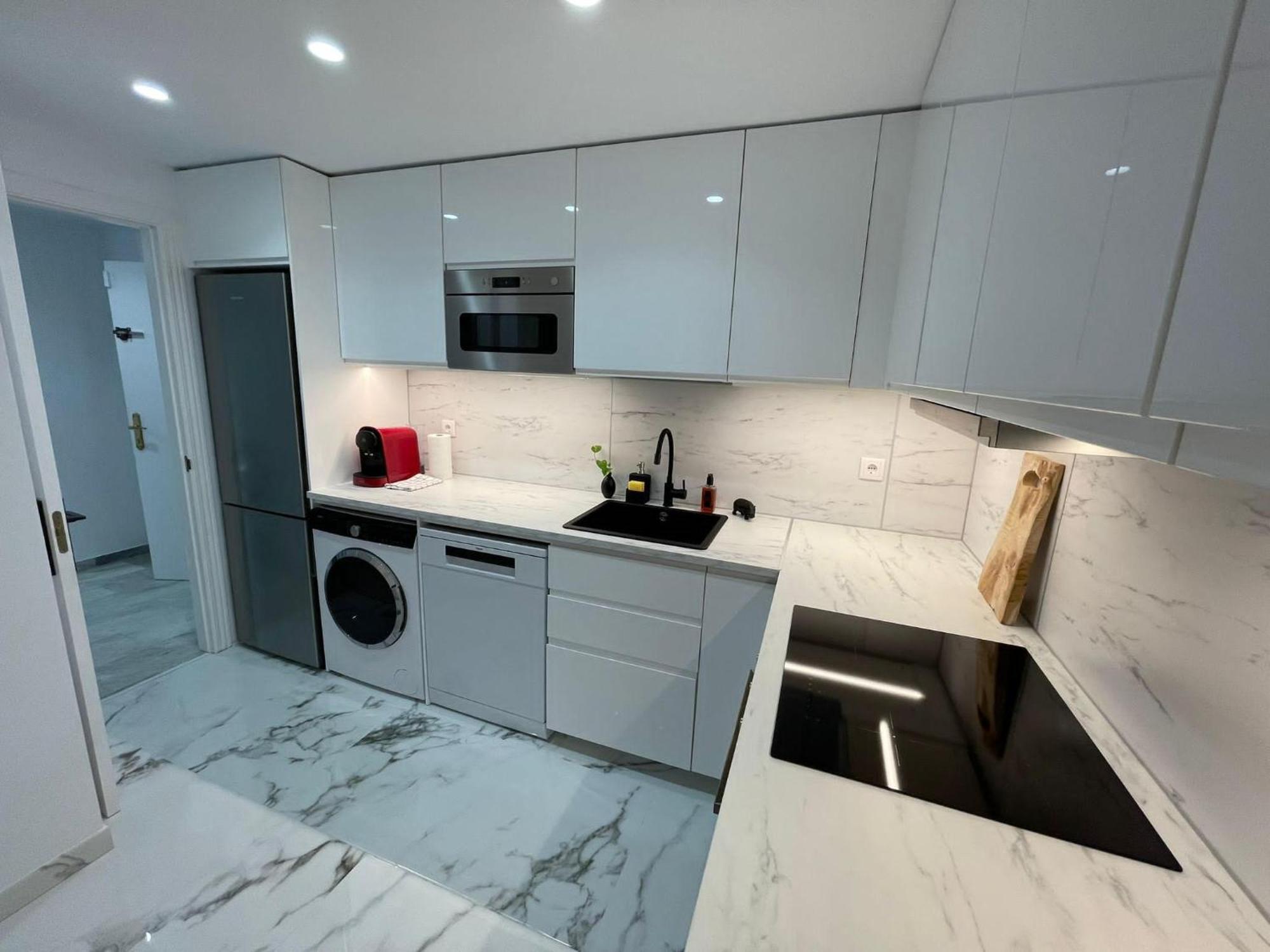 Apartamento De 2 Con Plaza De Garaje Marbella