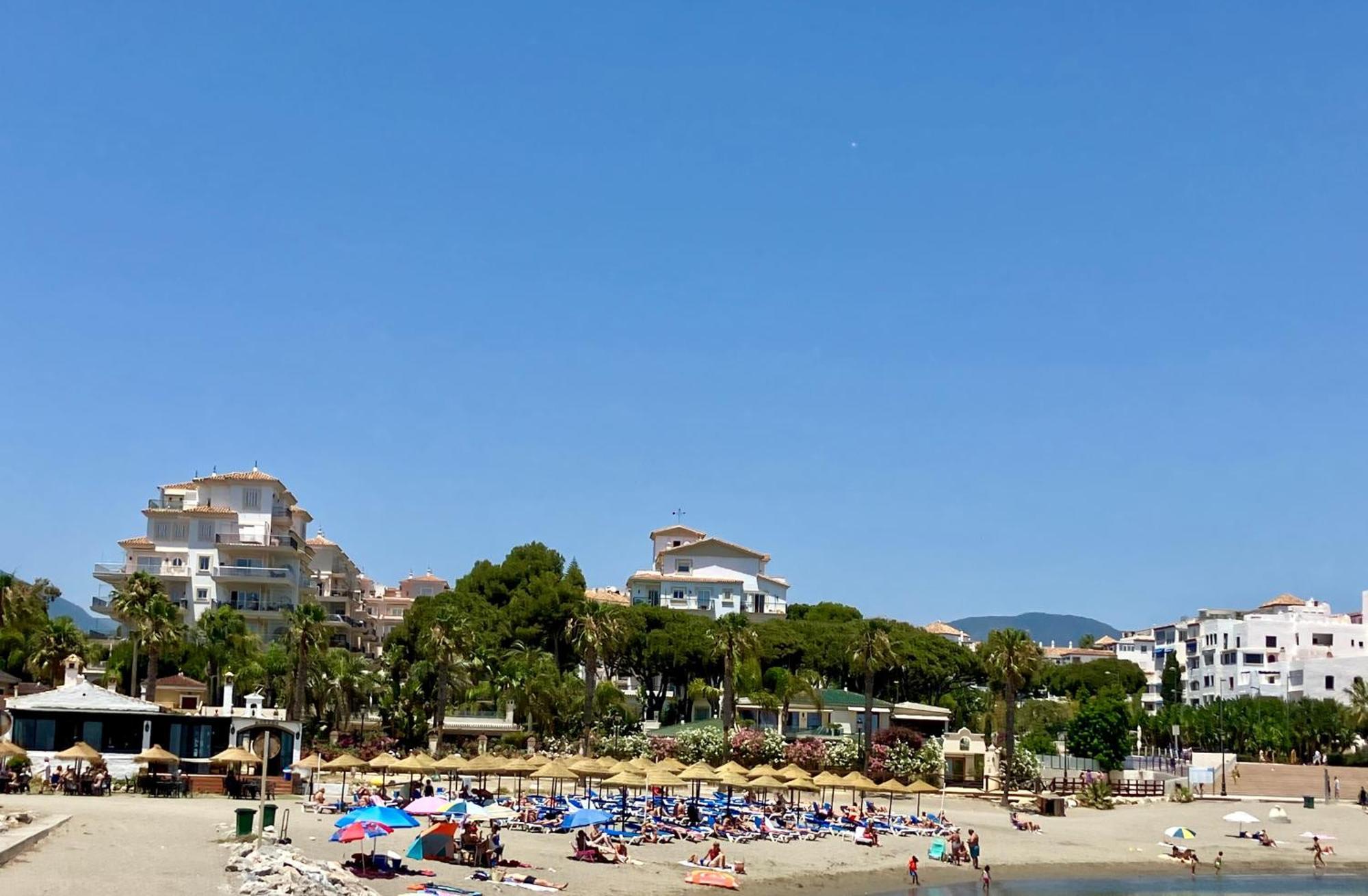 Beachfront Puerto Banus Apartment Marbella
