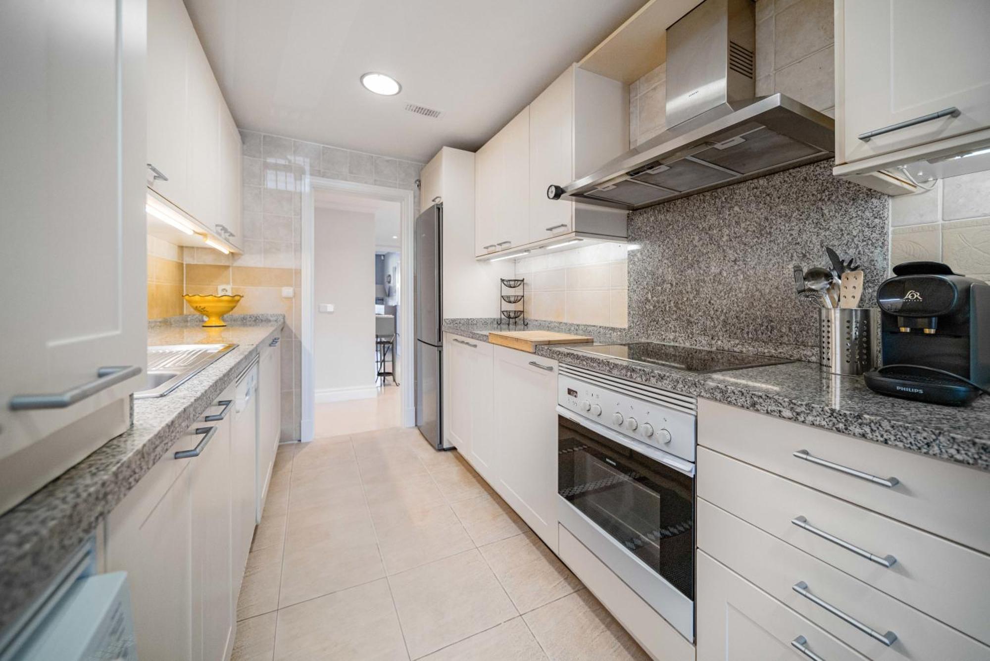 Appartement Beachfront Golden Mile Puento Sea View Wifi